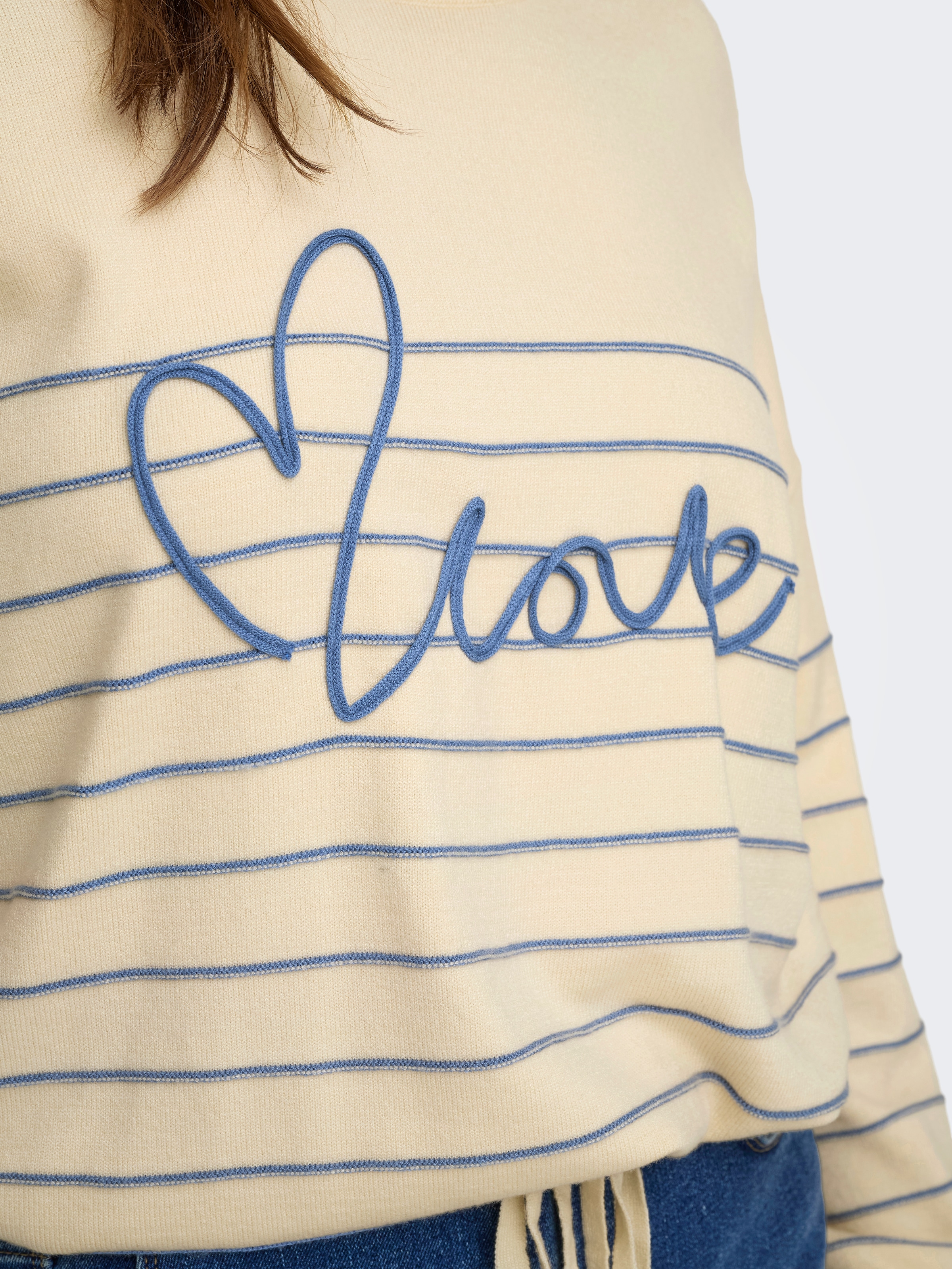 ONLY CARMAKOMA Rundhalspullover »CARSIGNE LS TEXT DETAIL O-NECK KNT«