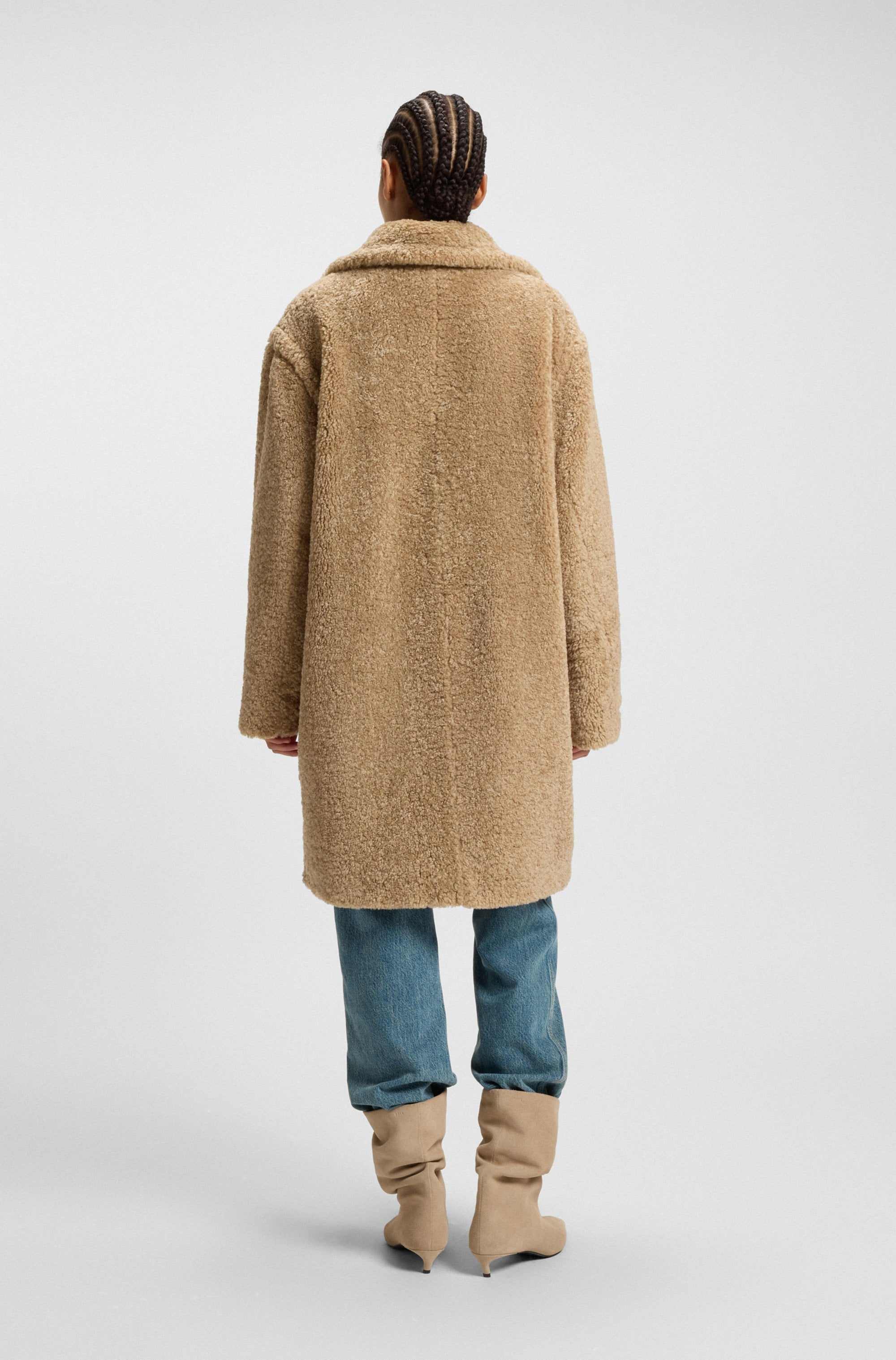 BOSS ORANGE Kurzmantel »Catedy Premium Damenmode«, aus softem Teddy, Relaxed Fit