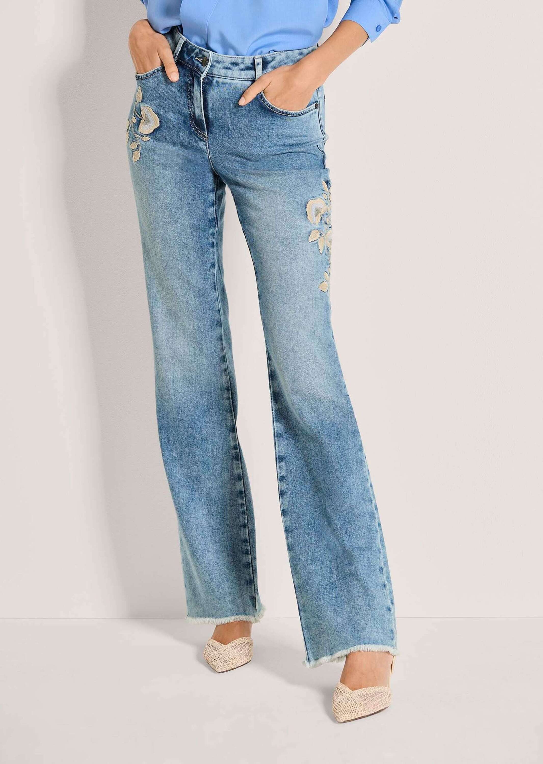 MADELEINE Regular-fit-Jeans »Jeans Bootcutjeans mit floraler Stickerei«