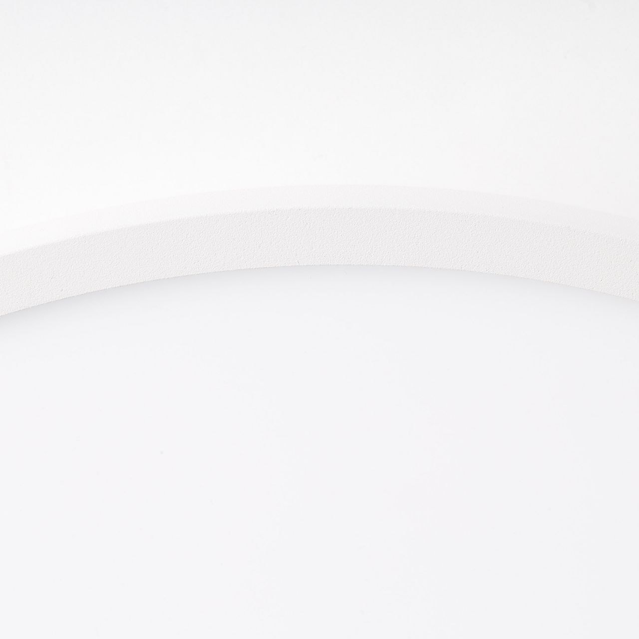 Brilliant LED Panel »Buffi«, 1 flammig-flammig, Ø 45 cm, 3200 lm, kaltweiß, Metall/Kunststoff, sand/weiß/kaltweiß