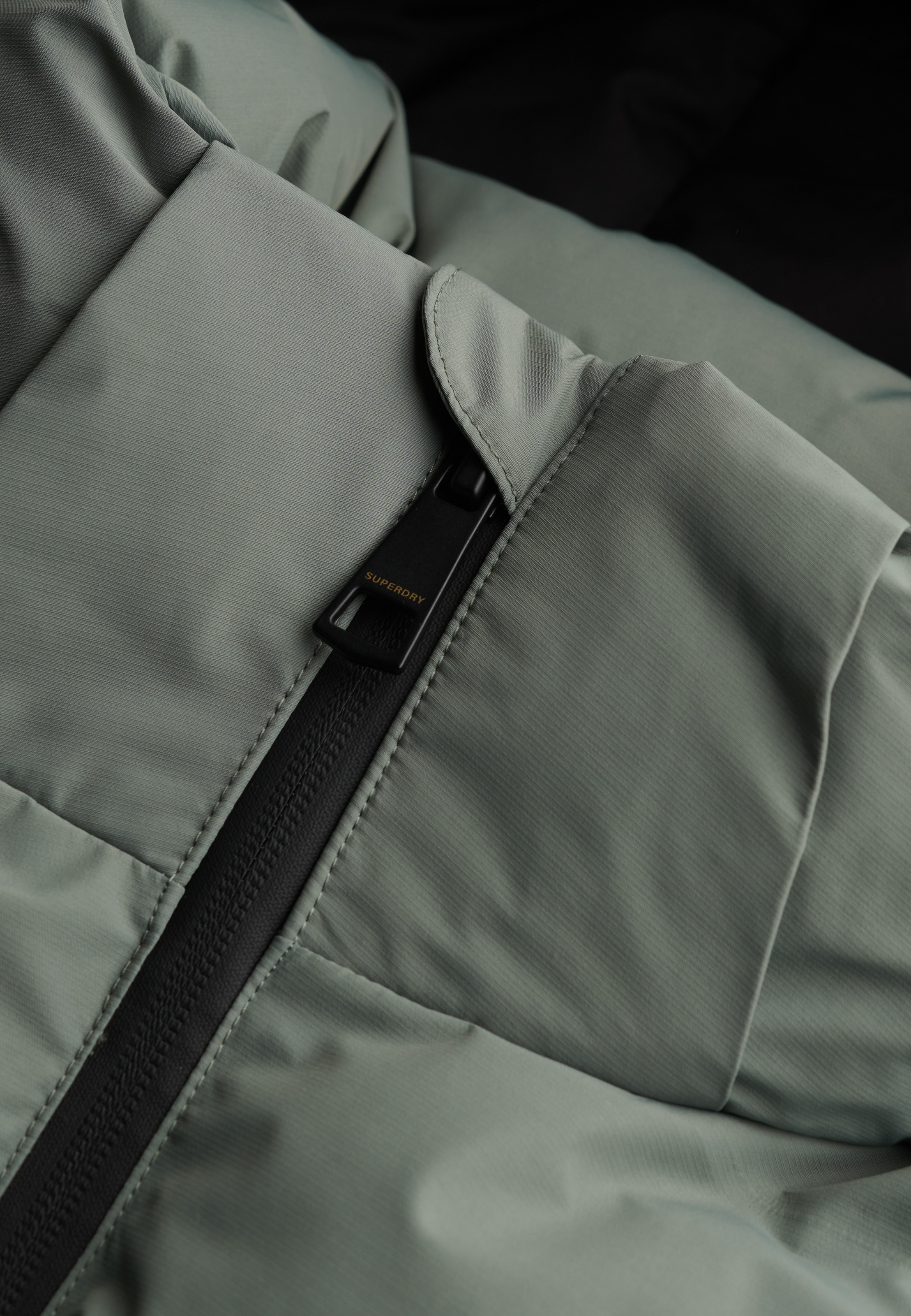 Superdry Steppjacke »CITY MID PADDED JACKET«, mit Kapuze