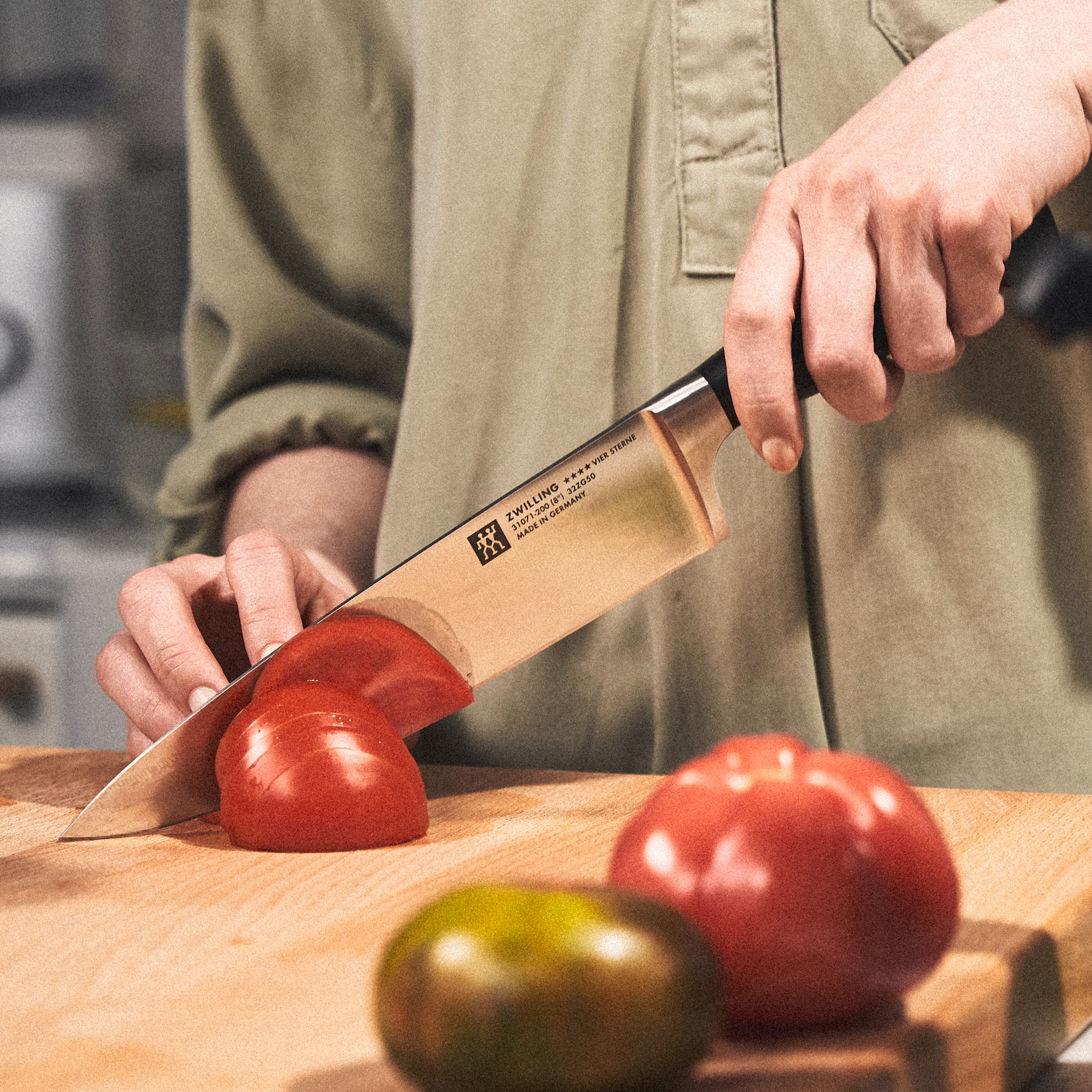 Zwilling Messerblock »**** VIER STERNE, inkl. 4 Messer«, 5 tlg., mit flexiblen Kunststoff-Borsten, Bambus