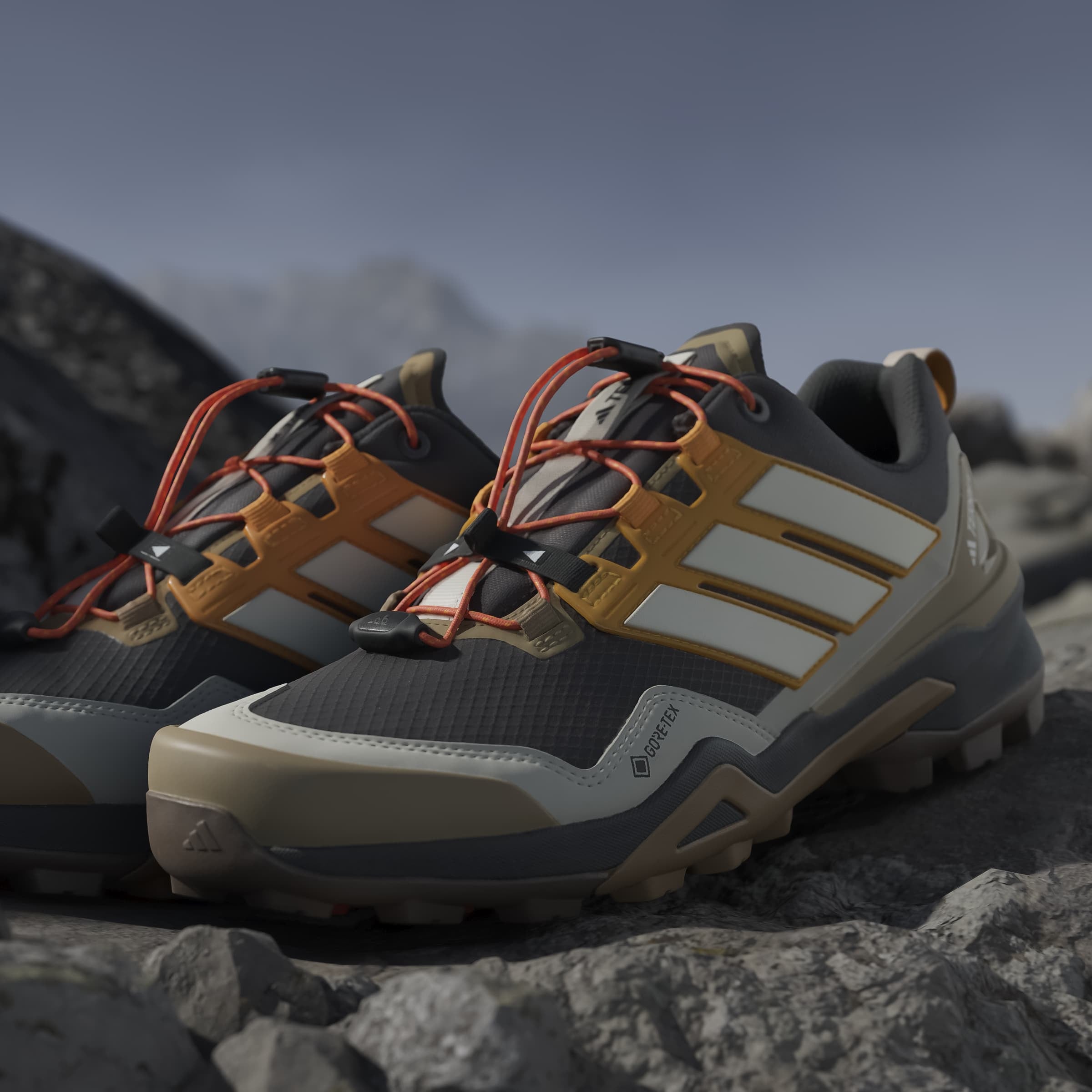 adidas TERREX Wanderschuh »TERREX SKYCHASER GORE-TEX«  wasserdicht dank Gore-Tex Membrane