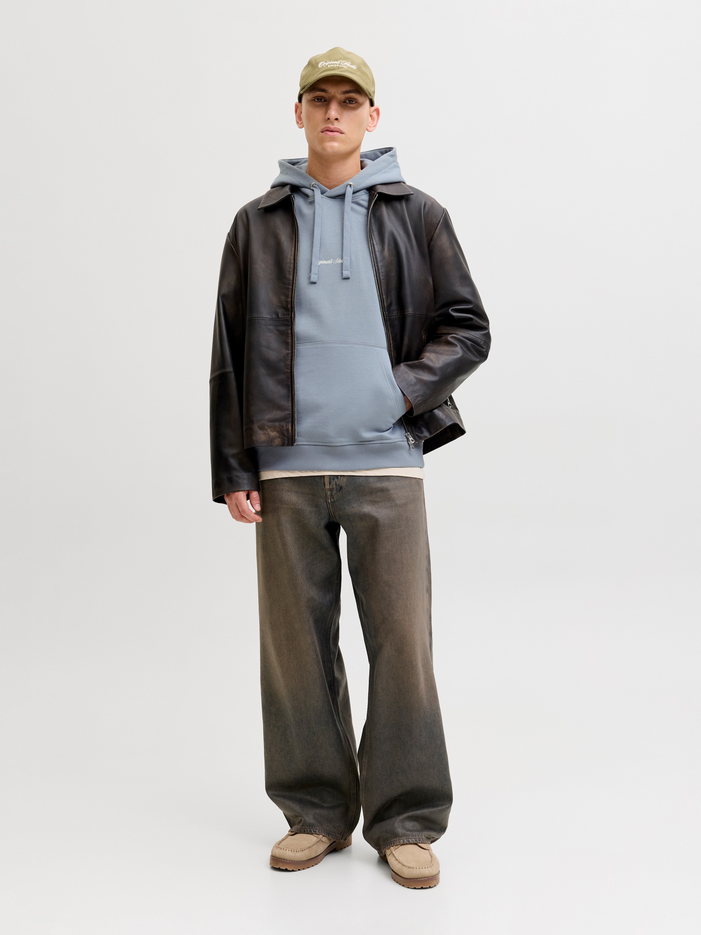 Jack & Jones Kapuzensweatshirt »JORNORREBRO EMB SWEAT HOOD NOOS«, mit Logo Print
