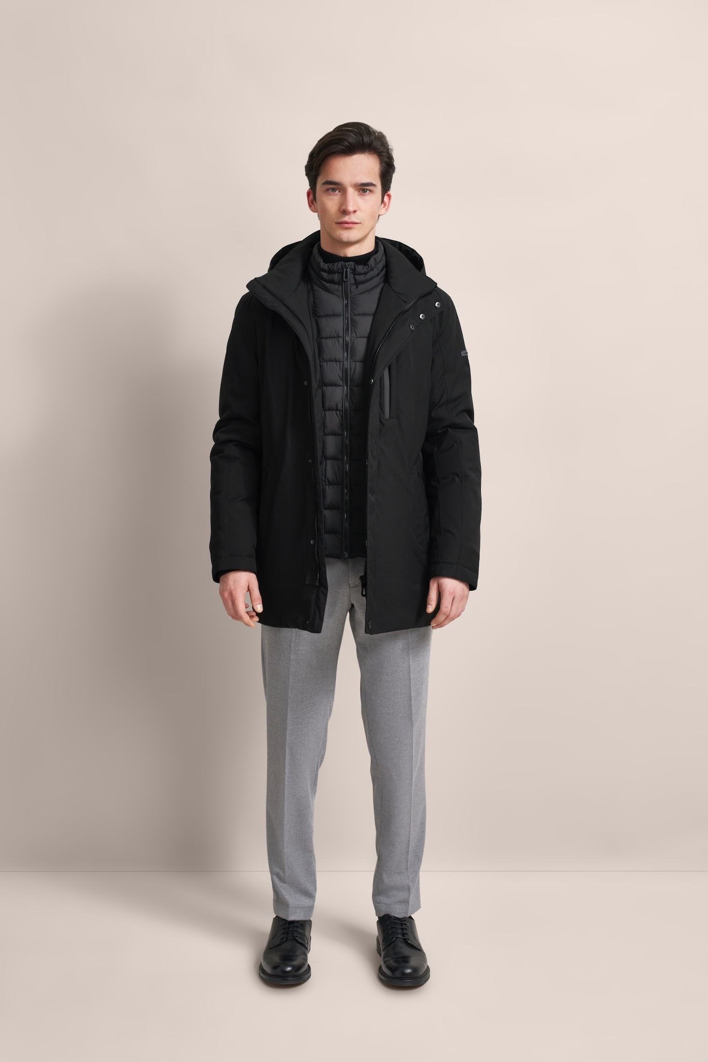 bugatti Kurzjacke mit Kapuze mit wasserfester Eigenschaft