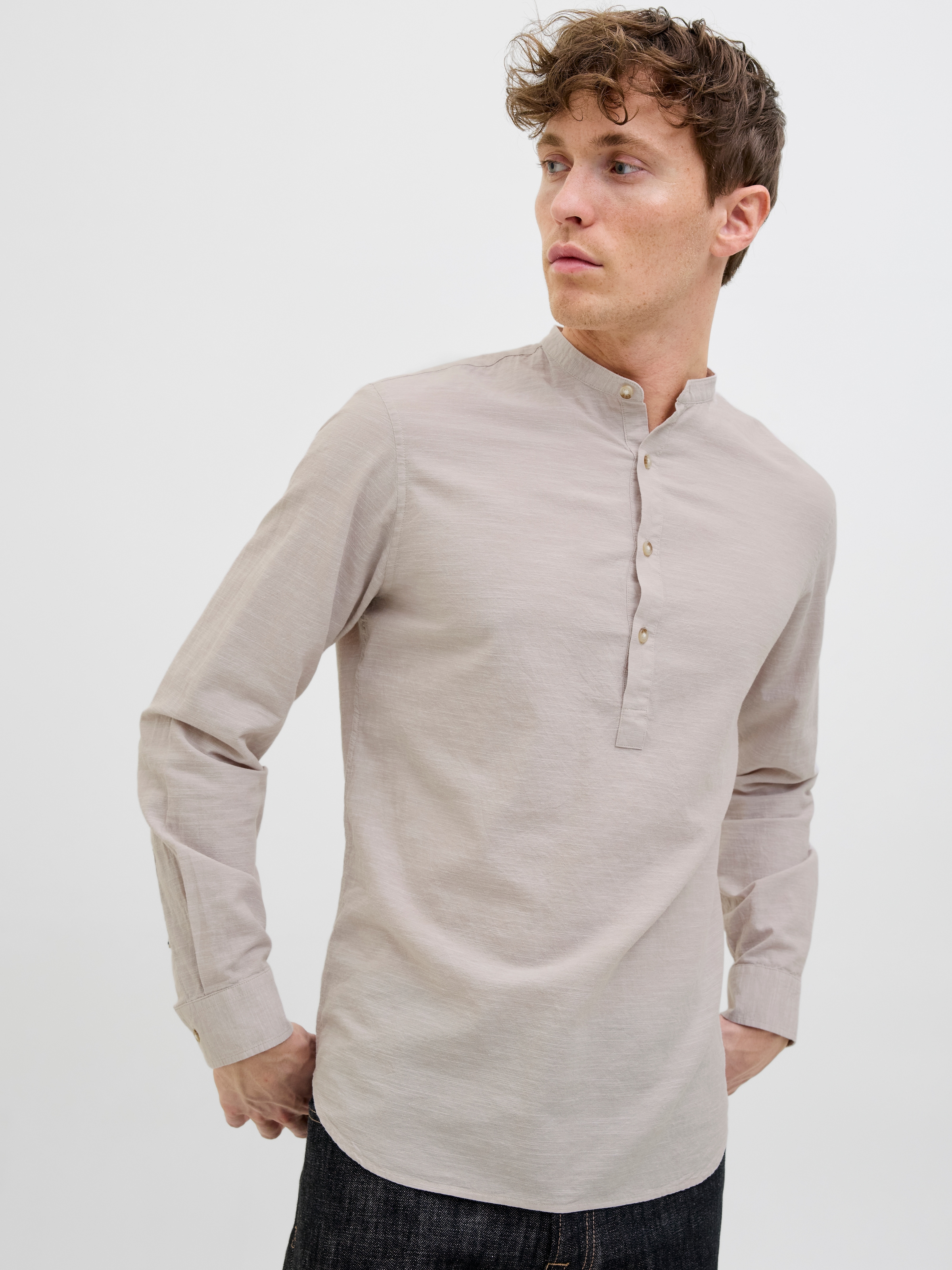 Jack & Jones Langarmhemd »JJESUMMER HALF PLACKET SHIRT LS SN«, mit Bandkragen