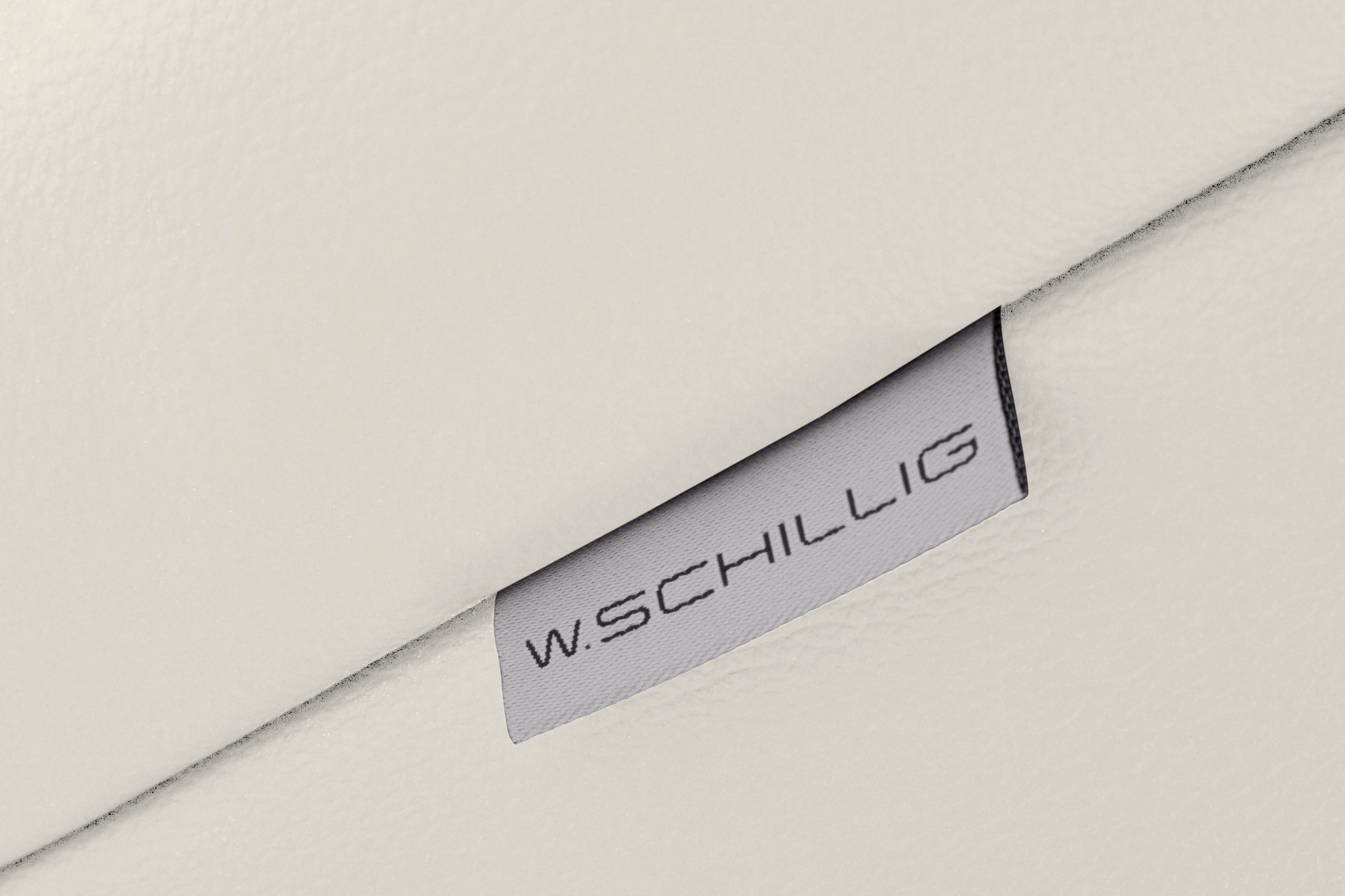 W.SCHILLIG 2-Sitzer »finn«, German Design Award 2016, Fußgestell Nussbaum natur, Breite 210 cm