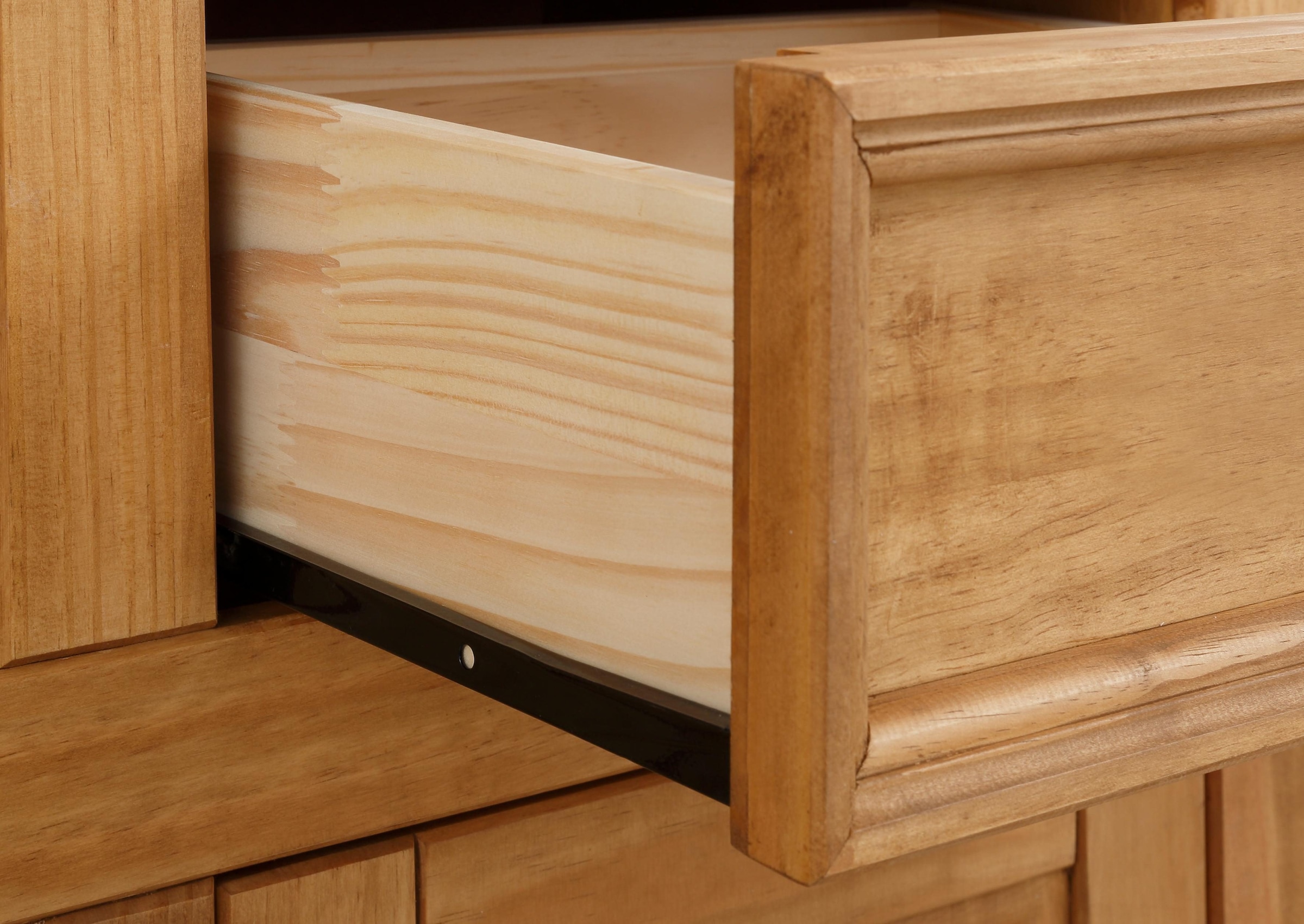 Home affaire Sideboard »Selma«, Kommode mit 4 Türen und 4 Schubkästen. Breite 192 cm