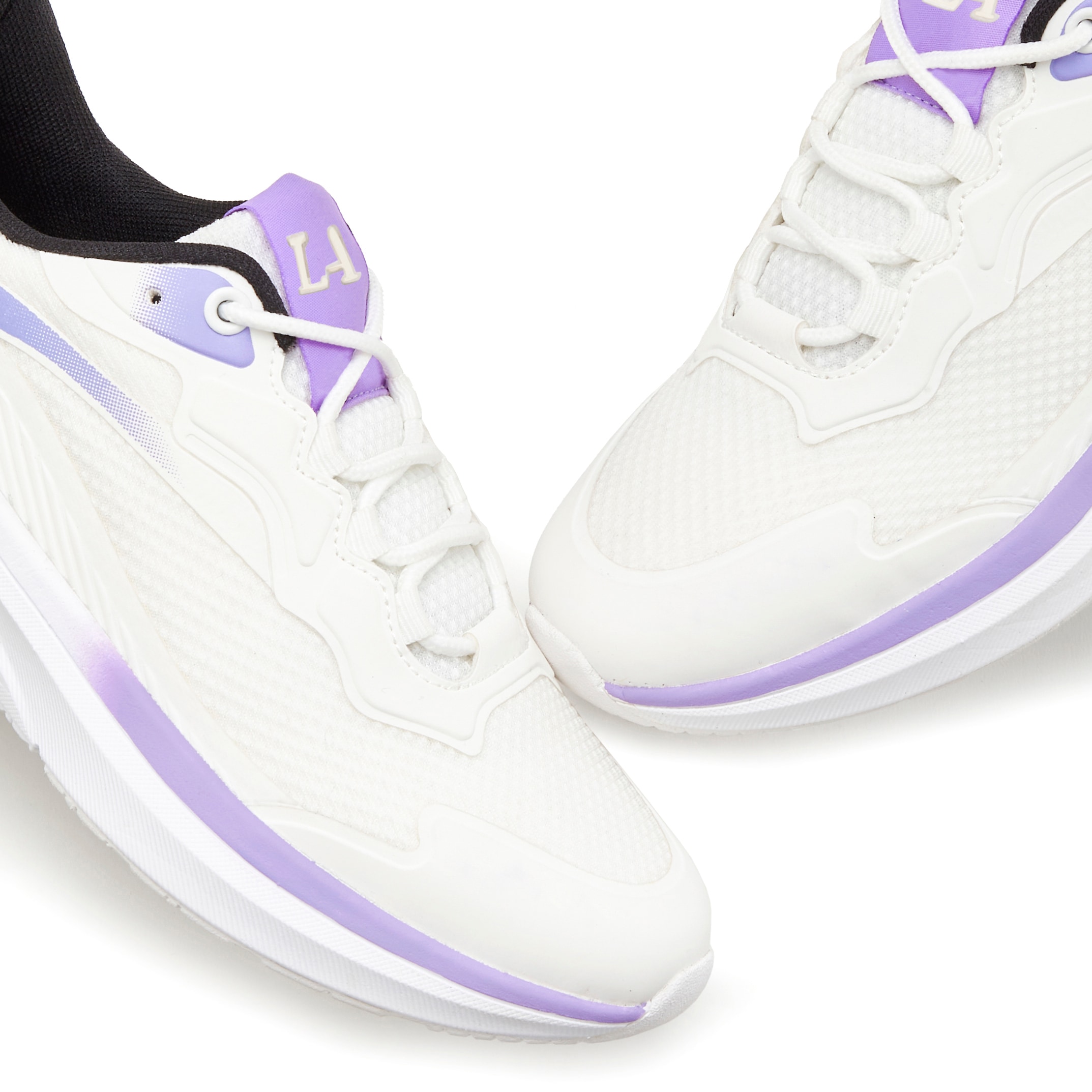 LASCANA ACTIVE Sneaker, mit modischen Farbdetails VEGAN