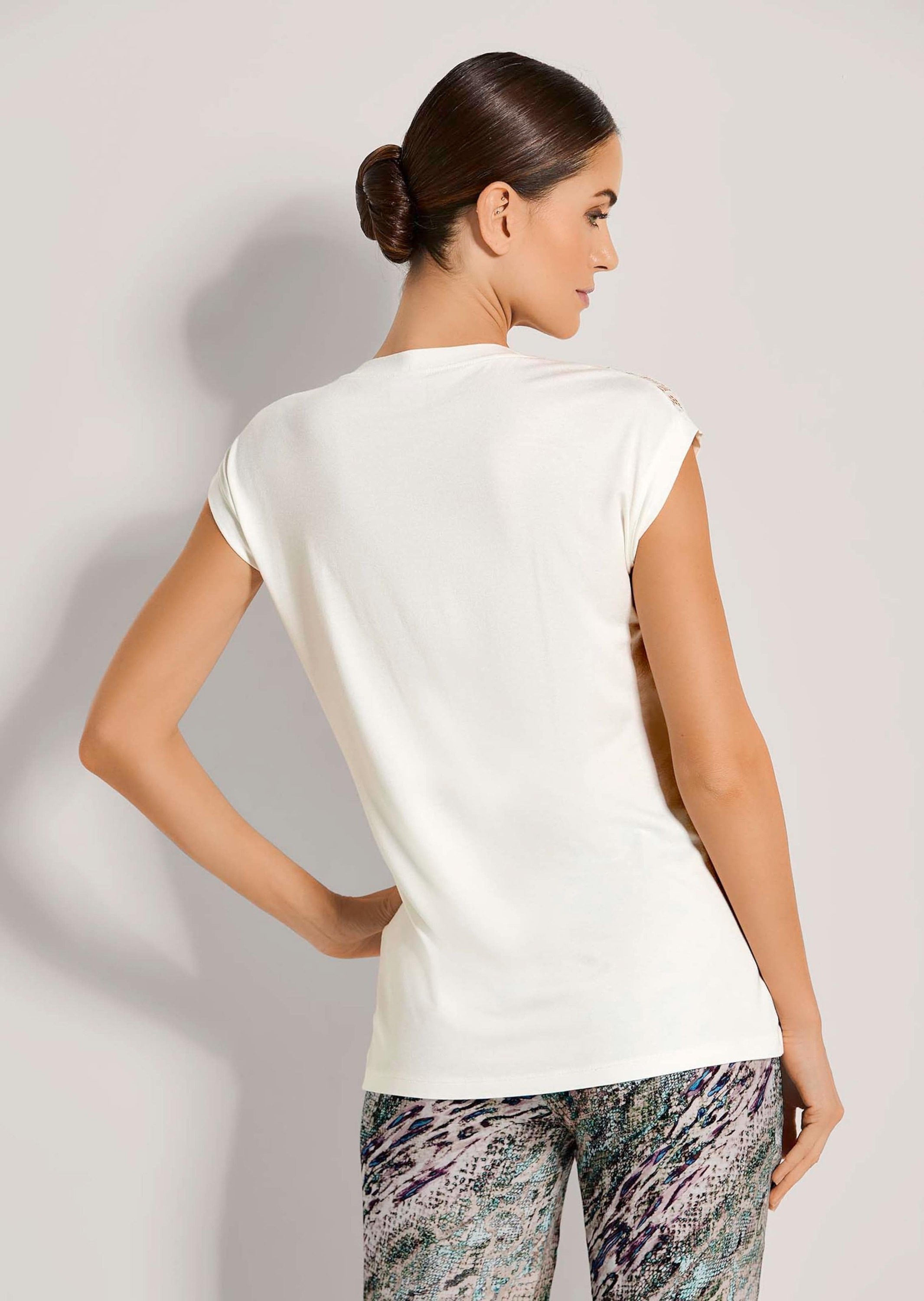 MADELEINE Kurzarmshirt »Shirt Sommerliches Oberteil mit Spitzenakzent«