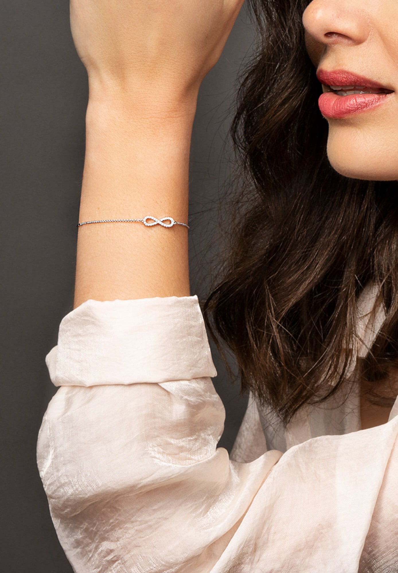 ONE ELEMENT Silberarmband »Zirkonia Infinity Armband aus 925 Silber   18 cm«