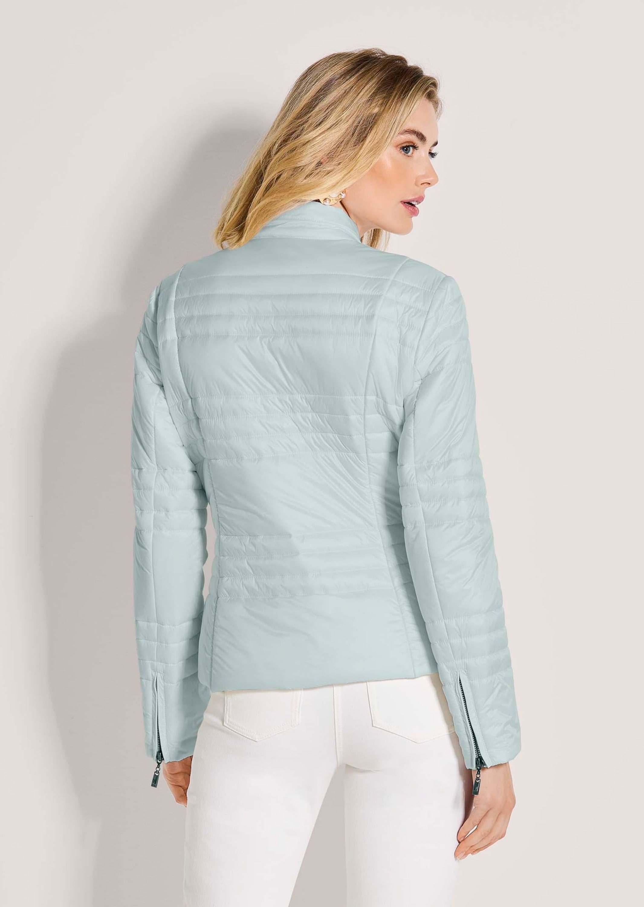 MADELEINE Steppjacke »Steppjacke Leichte Steppjacke mit Stehkragen«