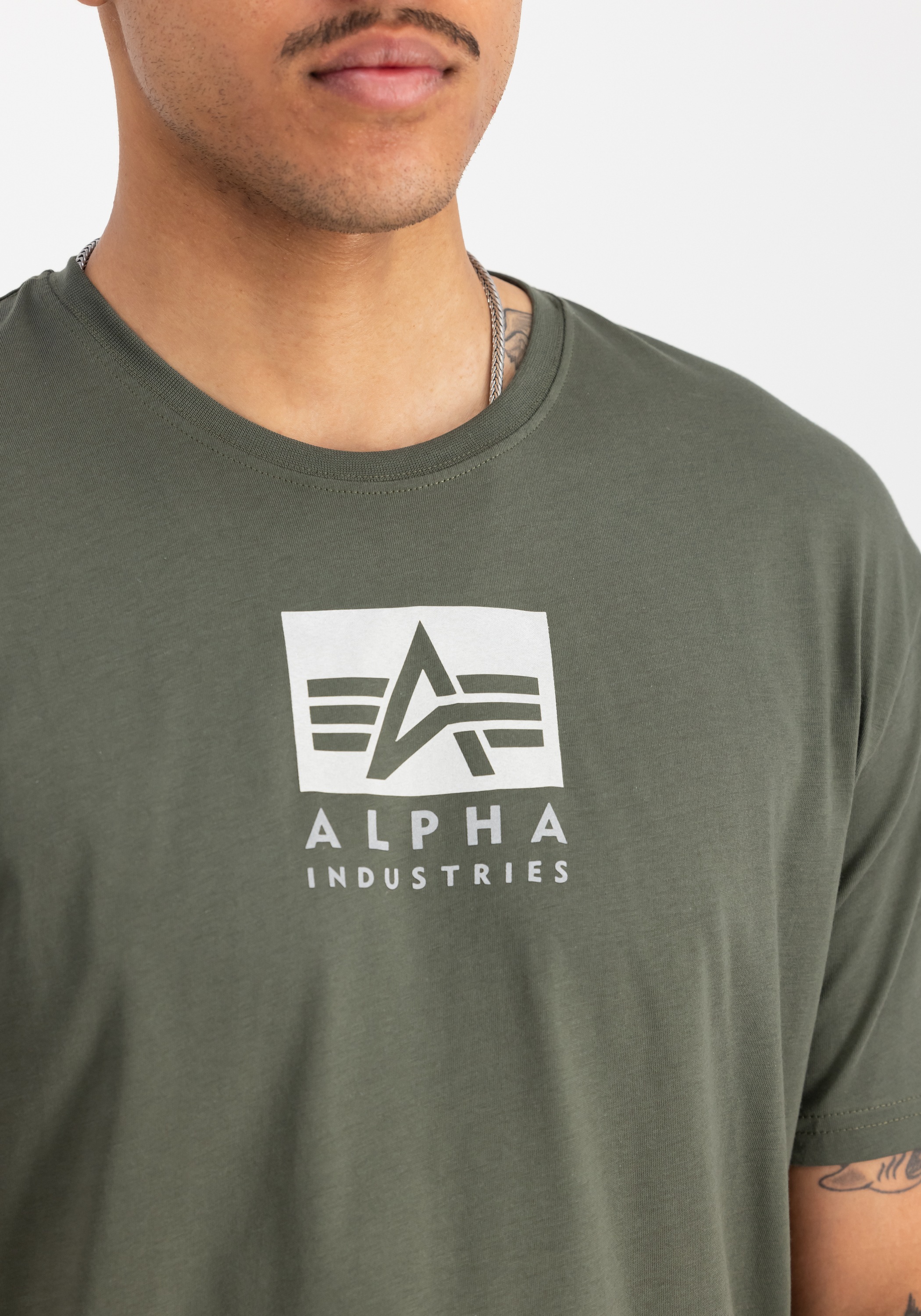 Alpha Industries T-Shirt »Satin Logo T-Shirt«