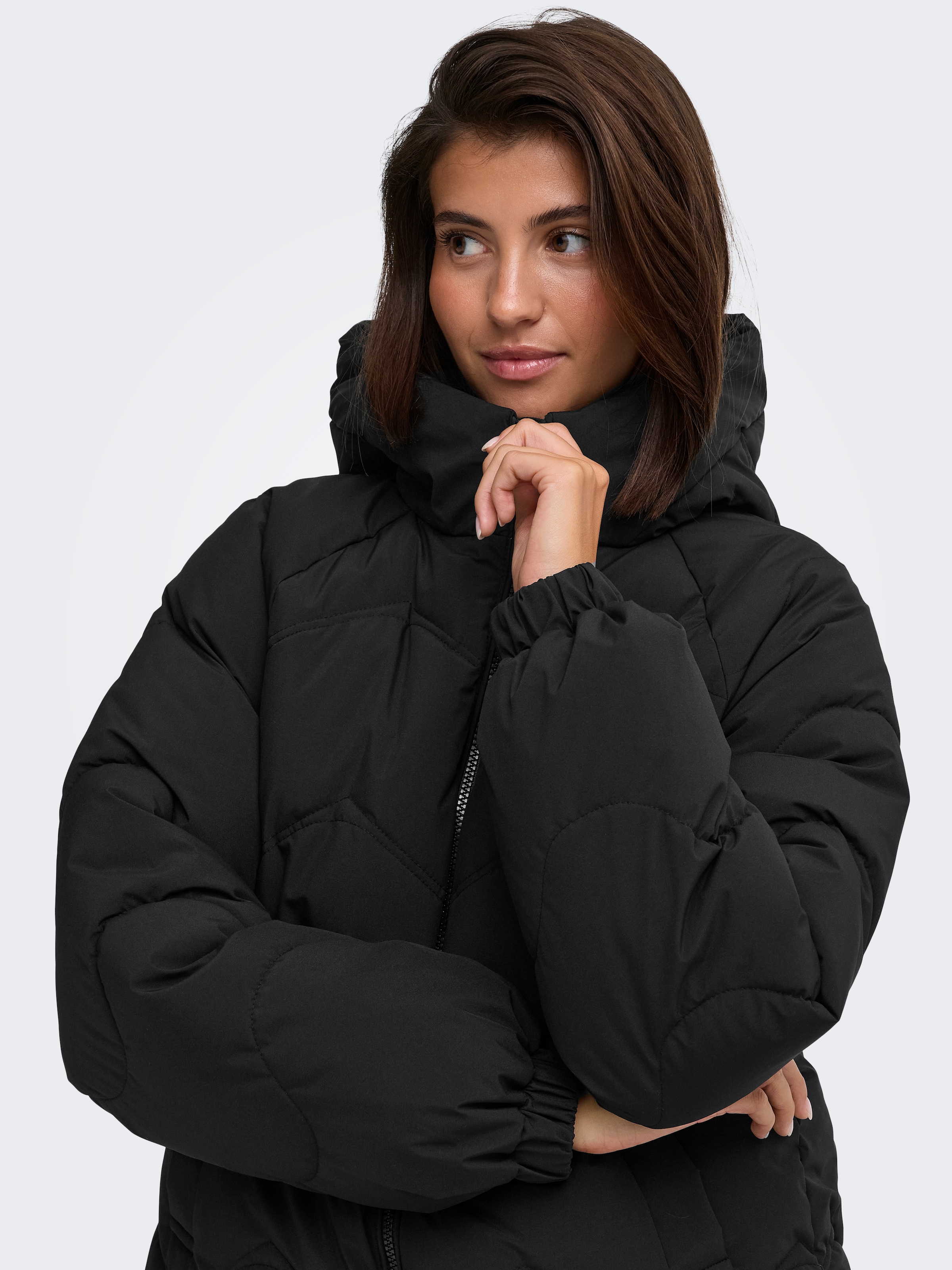 JDY Steppjacke »JDYPOWER SHORT HOOD PUFFER OTW HAB« mit Kapuze Kunstfaser