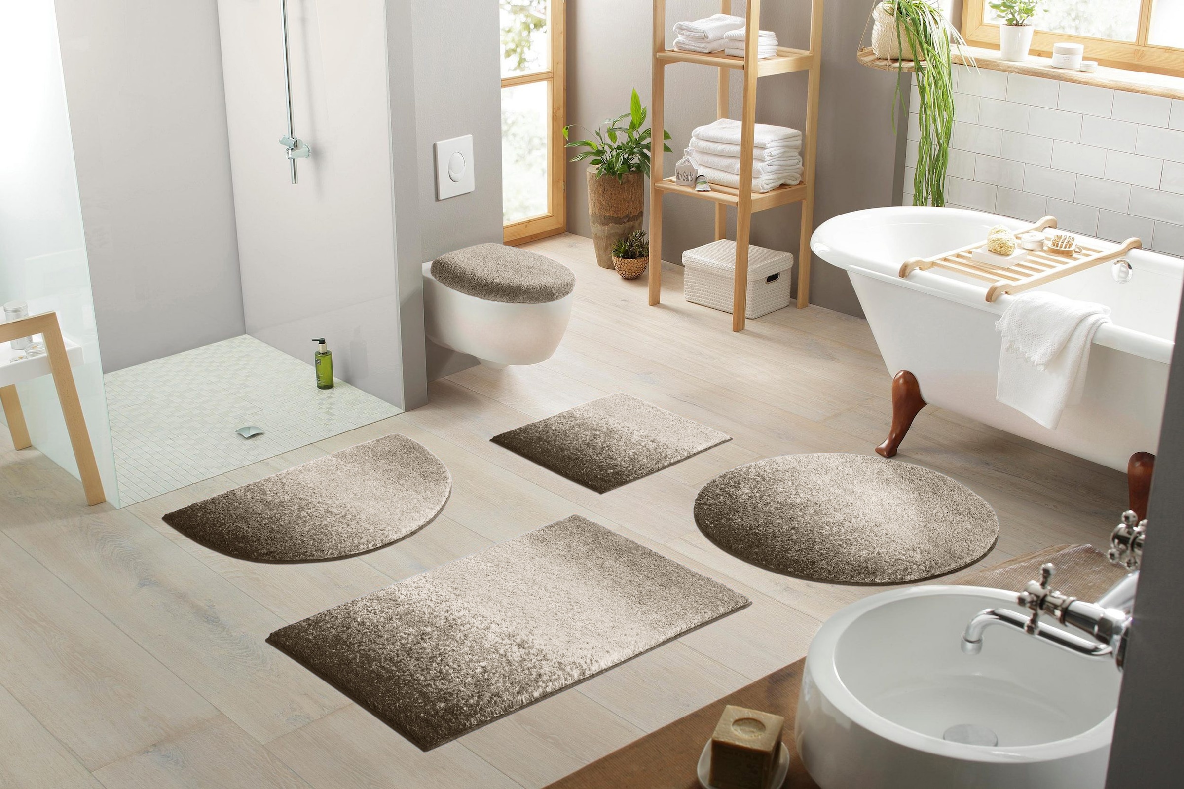 Grund Badematte »Mistral«, rutschhemmend beschichtet, fußbodenheizungsgeeignet, meliertes Design, Ombré-Look, auch als 3 teiliges Set, Made in Europe