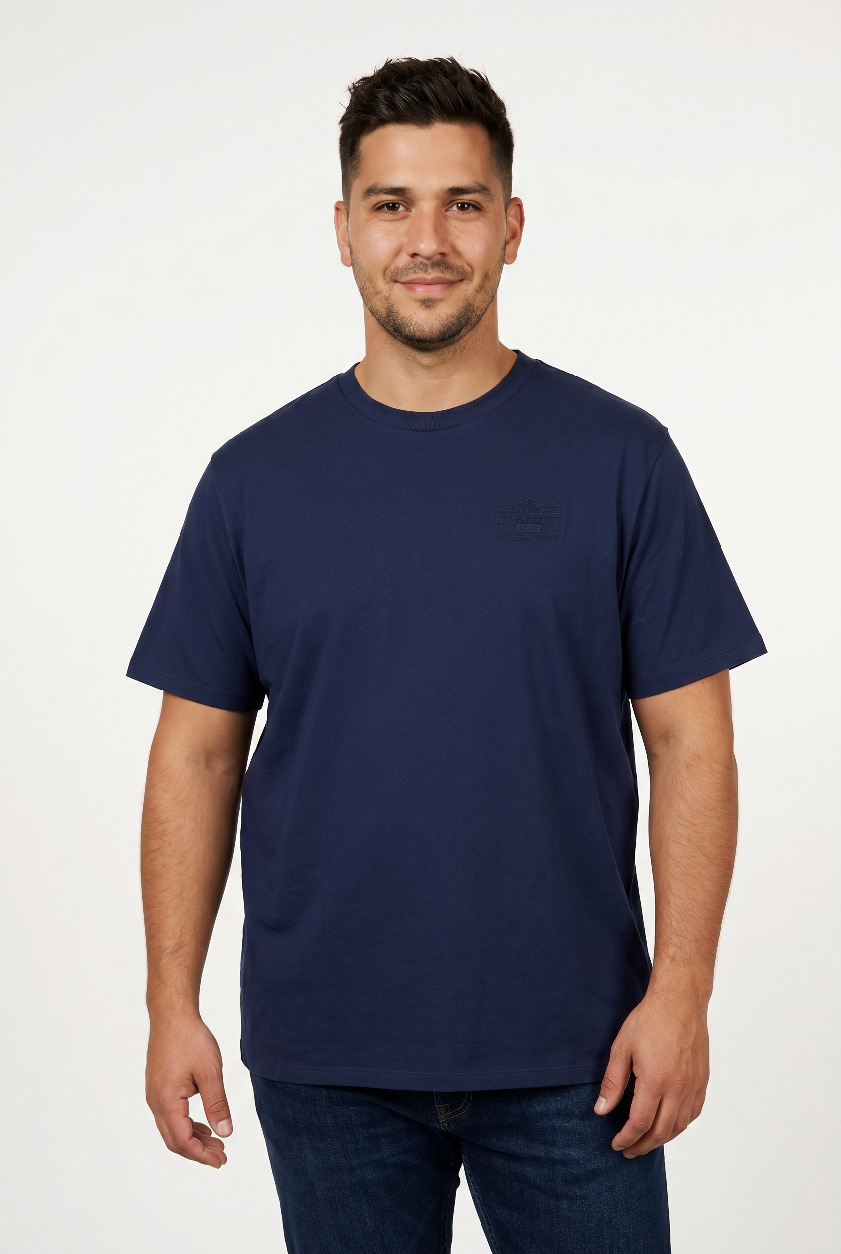 Levi's® Plus T-Shirt »LSE B&T BIG GRAPHIC TEE« mit Logostickerei auf der Brust,