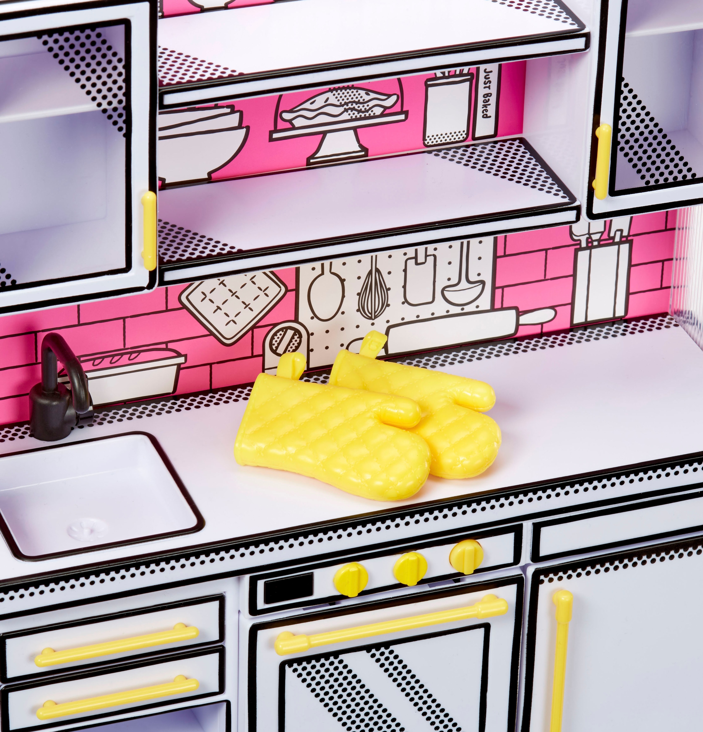 MGA ENTERTAINMENT Spielküche »MGA's Miniverse - Make It Mini Kitchen«, für Miniverse Food Series