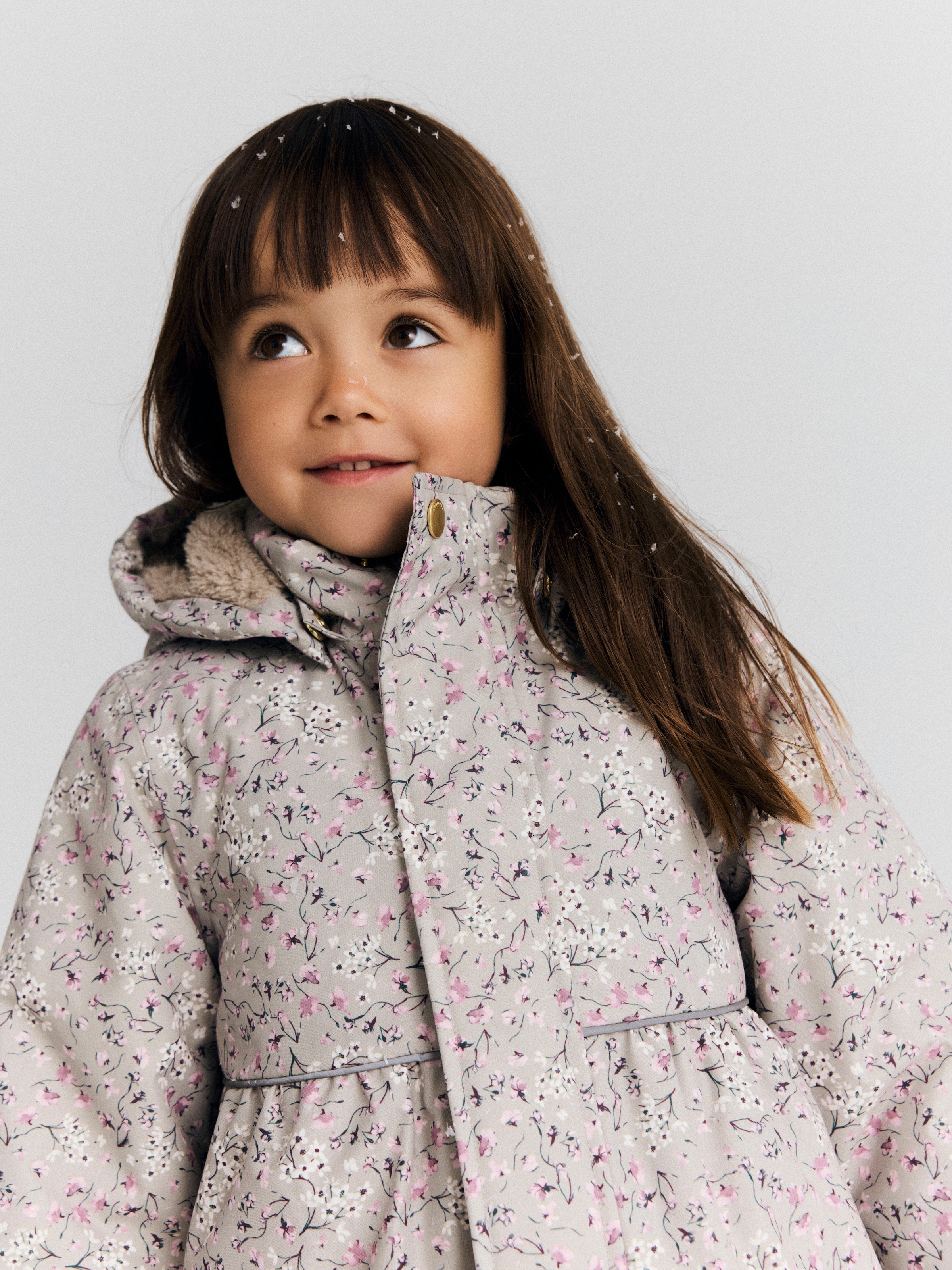 Name It Outdoorjacke »NMFSNOW05 JACKET AOP 1FO« mit Kapuze reflektierende Details, wasserdicht, winddicht, atmungsaktiv