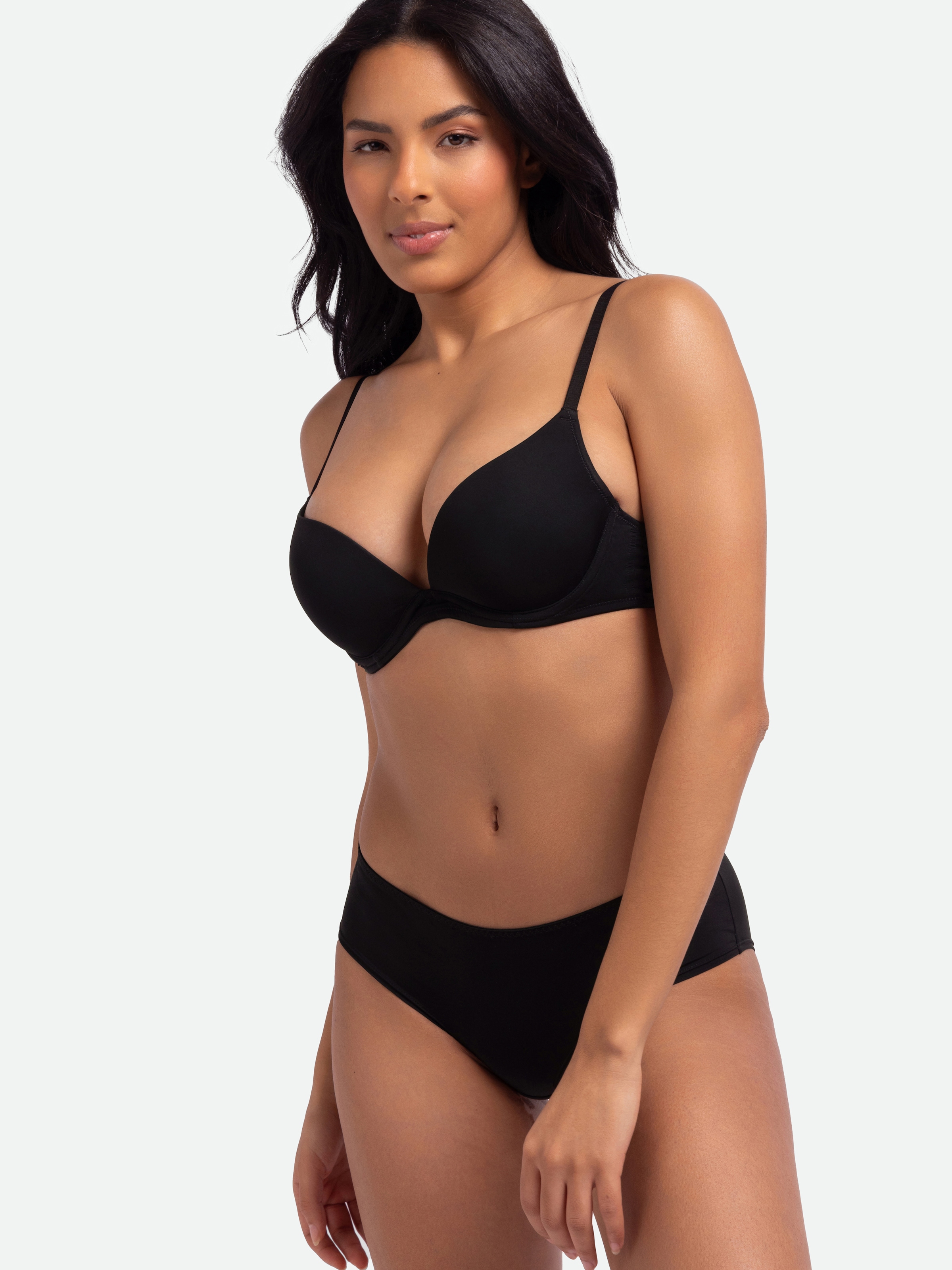 Dorina Push-up-BH »NADIA-2PP«, Vorgeformte Körbchen, mit Bügel, teilweise mit Spitze