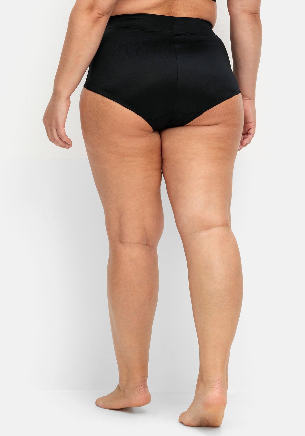 Sheego High-Waist-Slip »Shaping-Formslip mit Spitzendetails und Shapingeffekt«