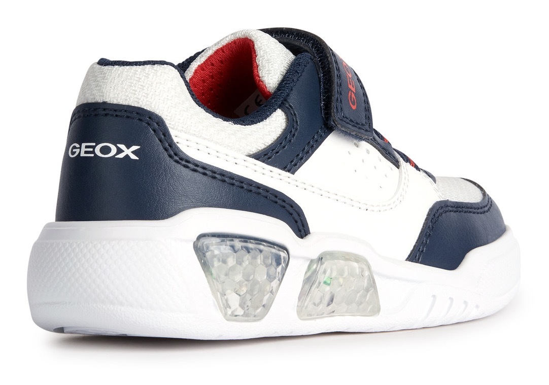 Geox Sneaker »Blinkschuh J ILLUMINUS BOY«, mit Wechselfußbett, Freizeitschuh, Halbschuh, Schnürschuh