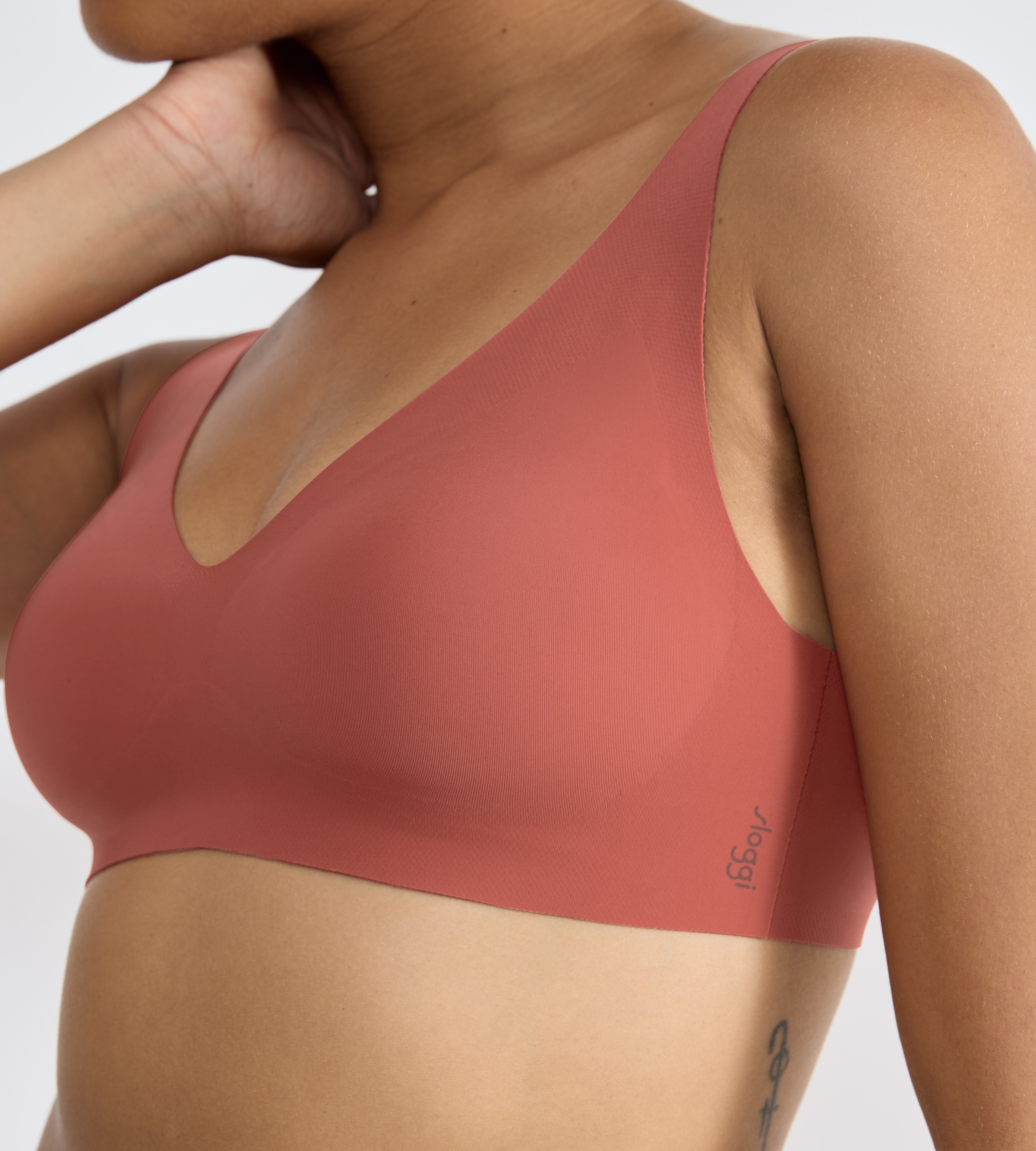 sloggi Bügelloser BH »NEU: ZERO Feel 2.0 Soft bra«, nahtlos und unsichtbar
