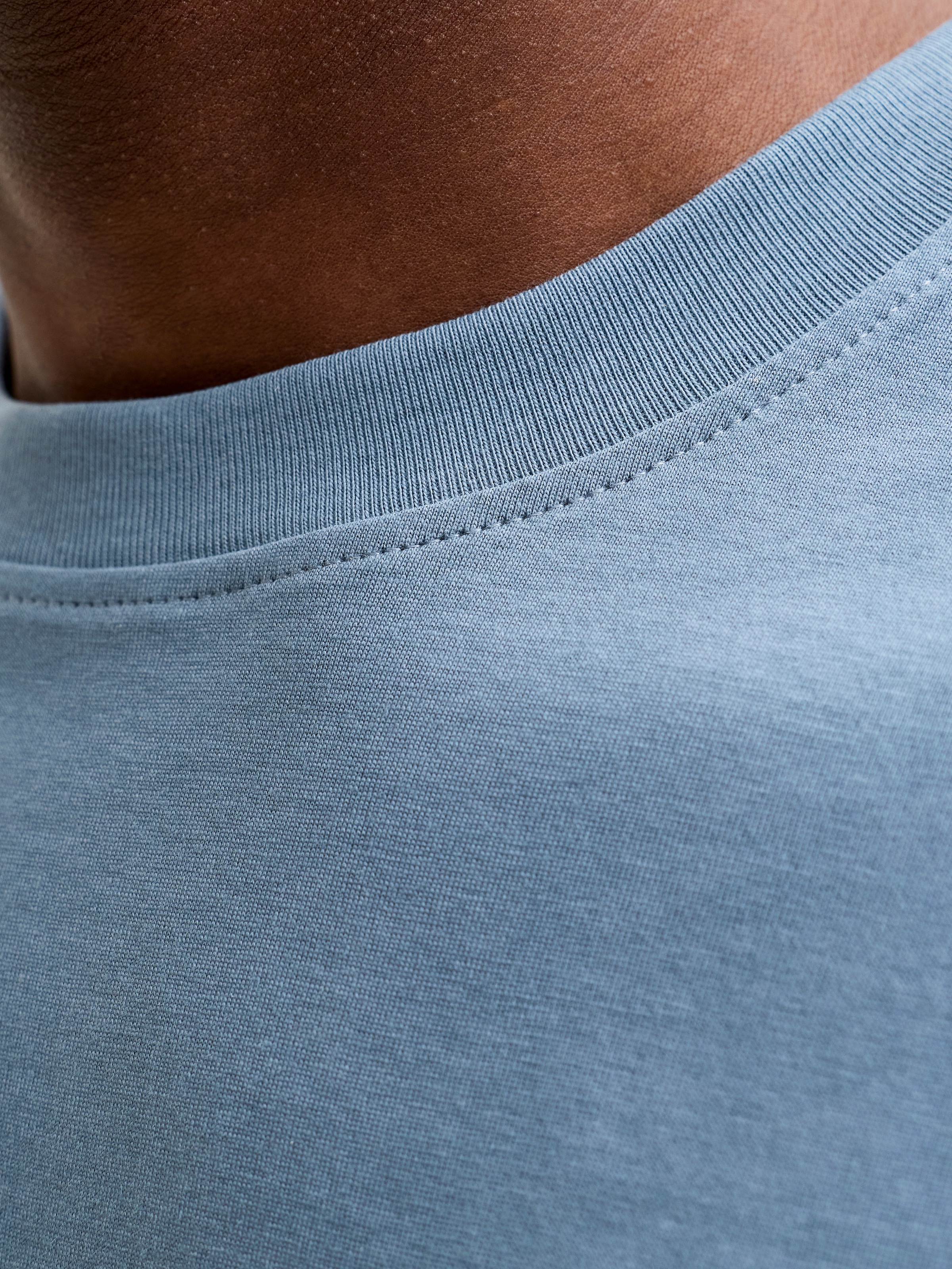 Jack & Jones Oversize-Shirt »JJEBRADLEY Oversize T-Shirt mit klassischem Rundhalsausschnitt« mit gekämmten Jersey