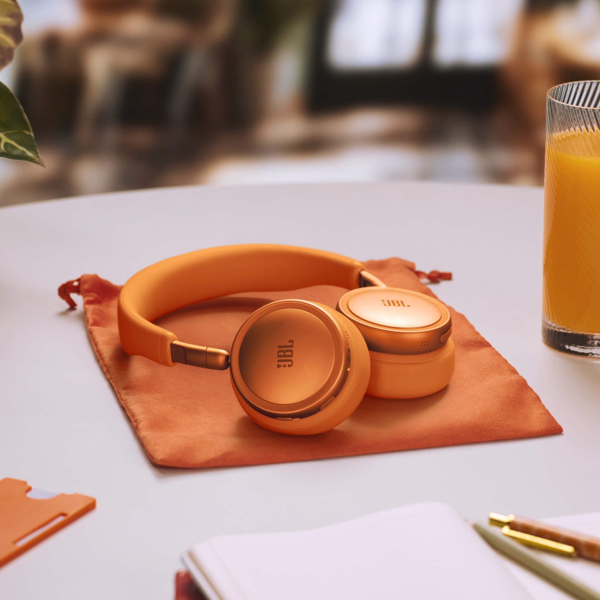 JBL On-Ear-Kopfhörer »LIVE 680NC« A2DP Bluetooth Active Noise Cancelling (ANC) | Freisprechfunktion | Wireless-Audio-Streaming Kabelloser On-Ear-Kopfhörer mit Noise-Cancelling