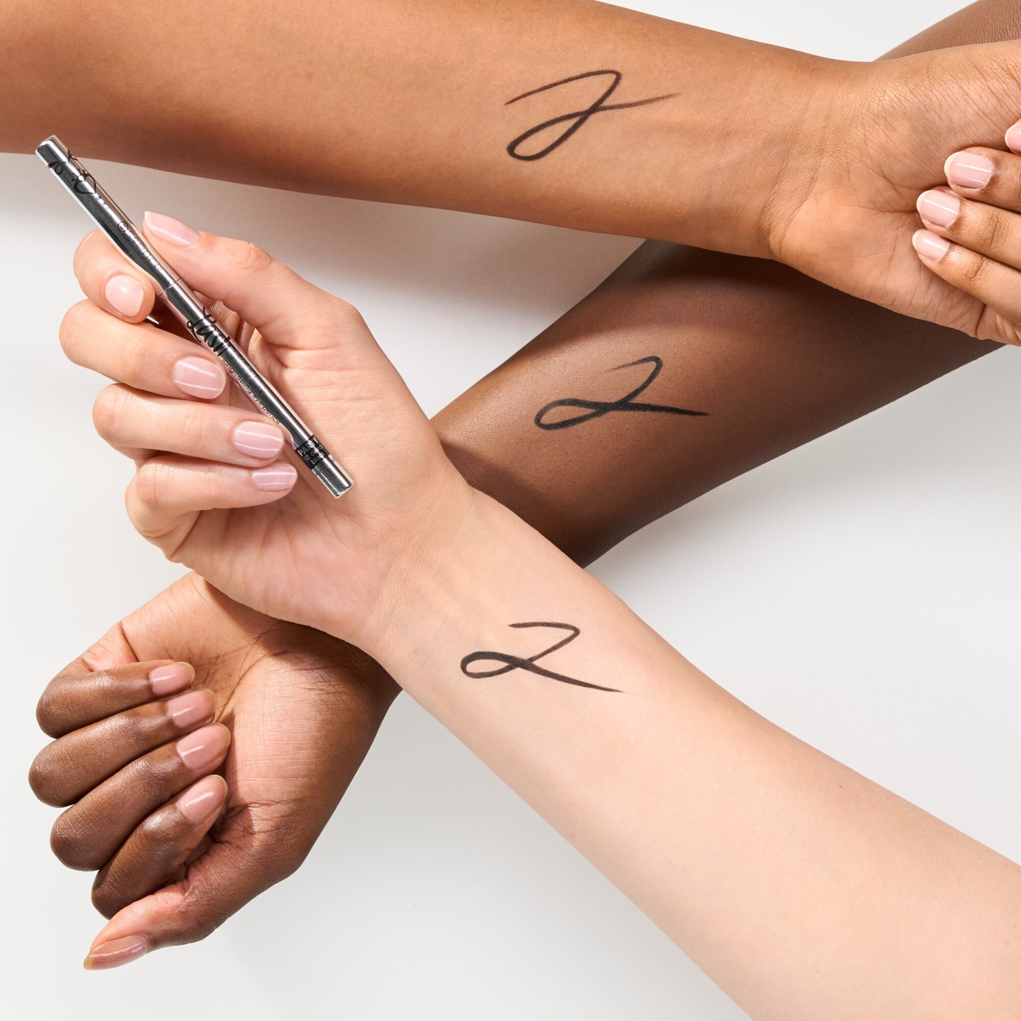 Essence Eyeliner »Lash PRINCESS long-lasting eye pencil PARTY«