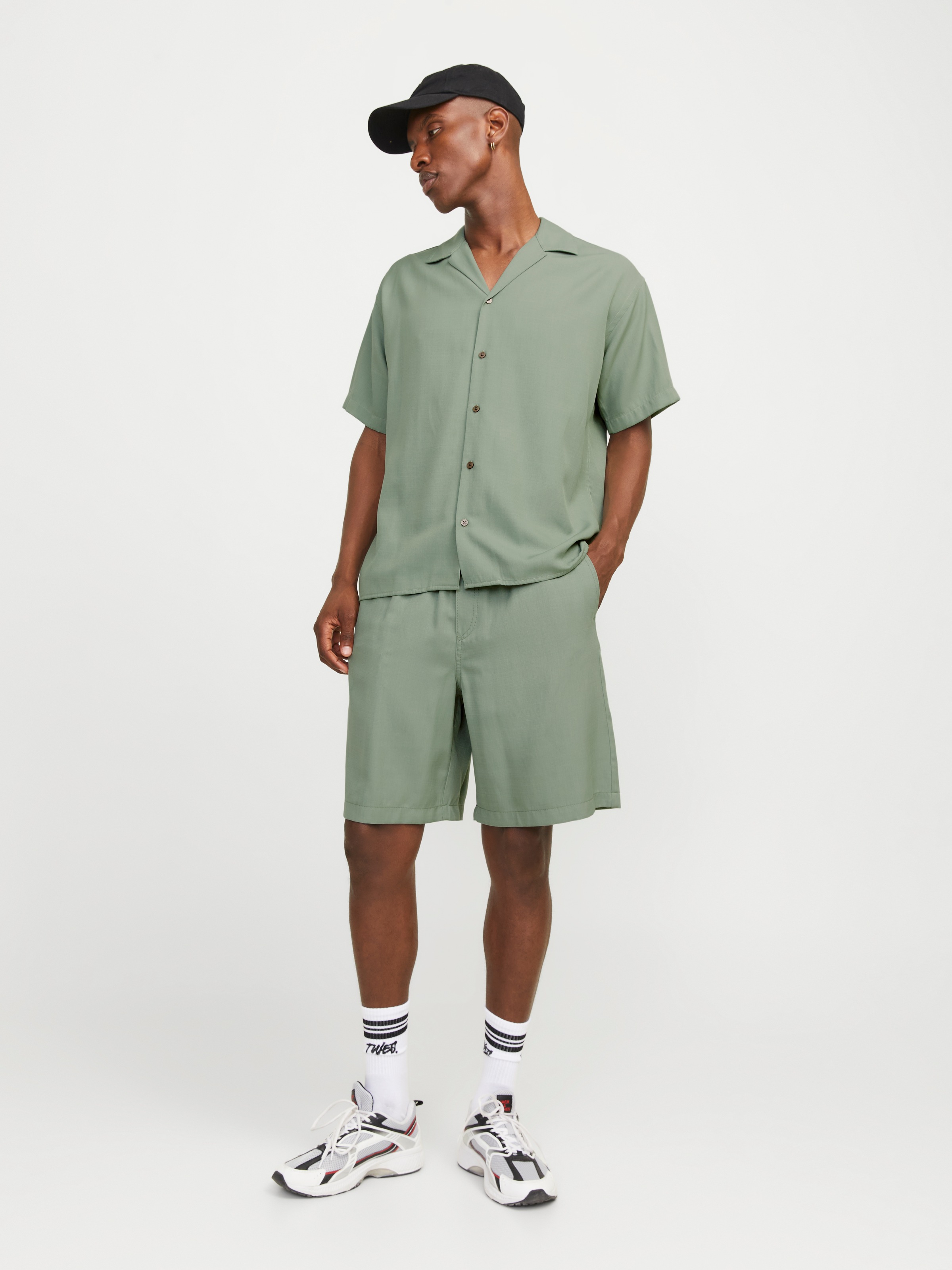 Jack & Jones Kurzarmhemd »JPRCCAARON TENCEL RESORT SHIRT S/S LN«