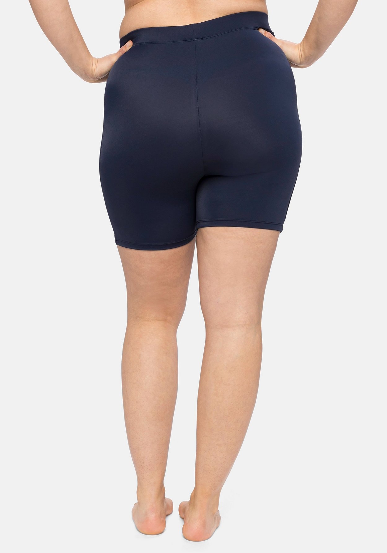 Sheego Badehose »Bade-Radler mit Raffung, Shape-Radlerschnitt«, mit Raffung, Shape-Radlerschnitt