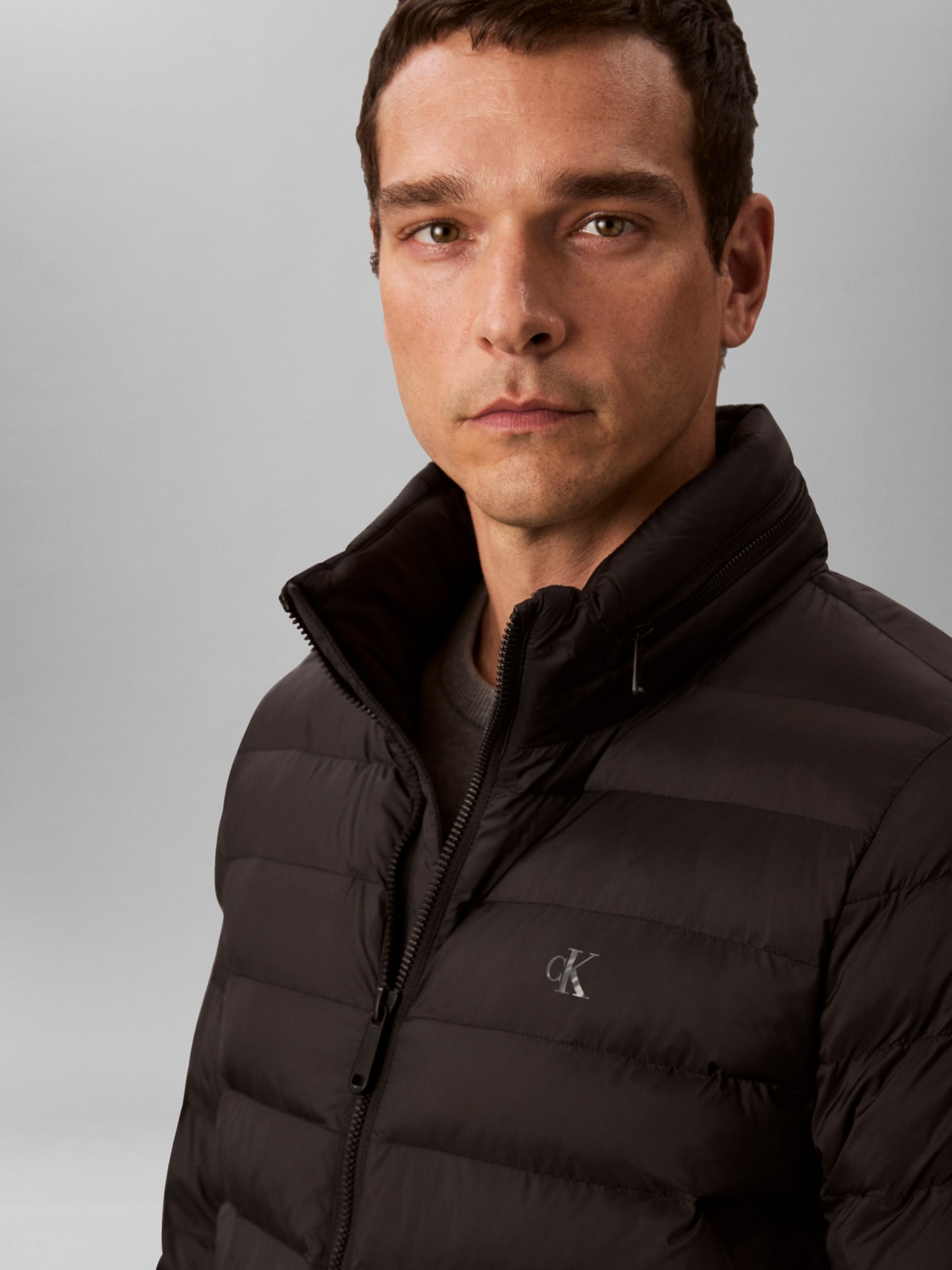 Calvin Klein Jeans Steppjacke »LS NYLN MD WT HDD  F« mit Kapuze Regular fit mit Kapuze im Kragen