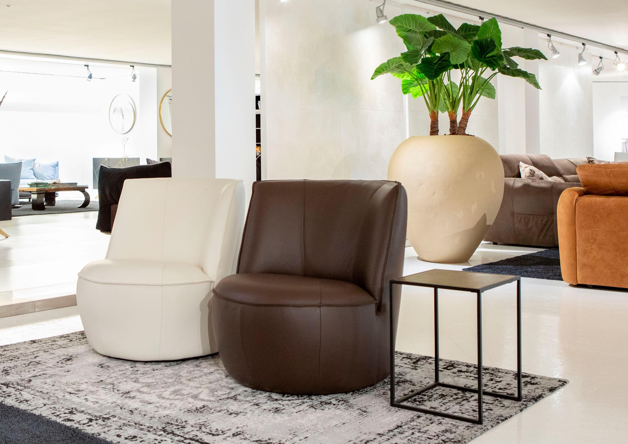 Home affaire Drehsessel »Lumber« 360° drehbar in toller Lederqualität, Drehteller aus Metall