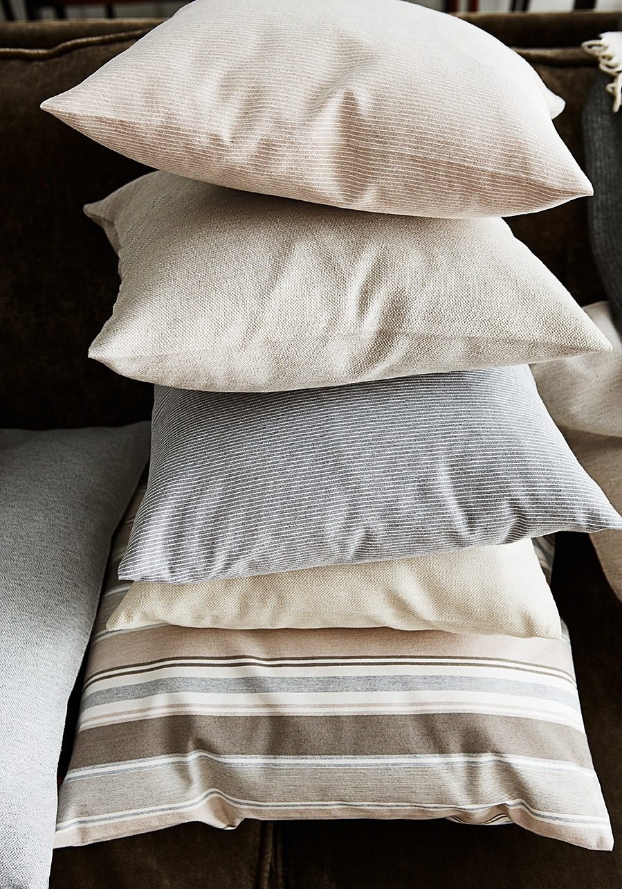 Esprit Dekokissen »Stockholm Needlestripe« Kissenhülle ohne Füllung, 1 Stück, Nadelstreifen