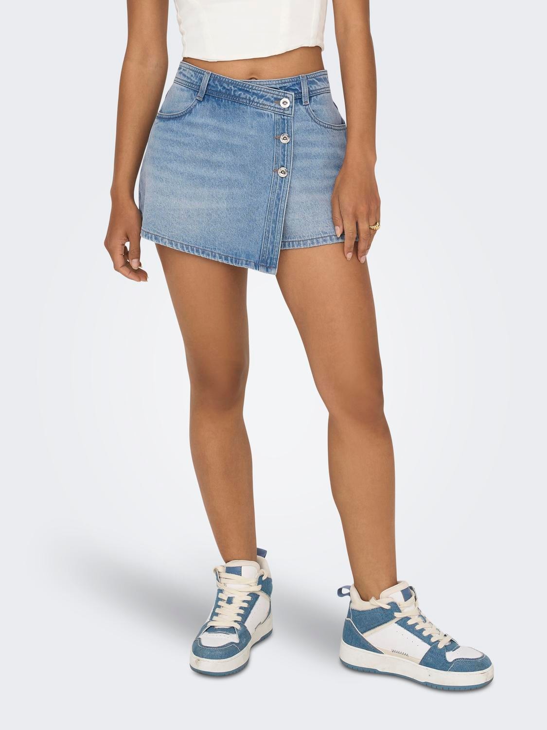 Jeansshorts »ONLLESLY REG LB DNM SKORT BJ NOOS«