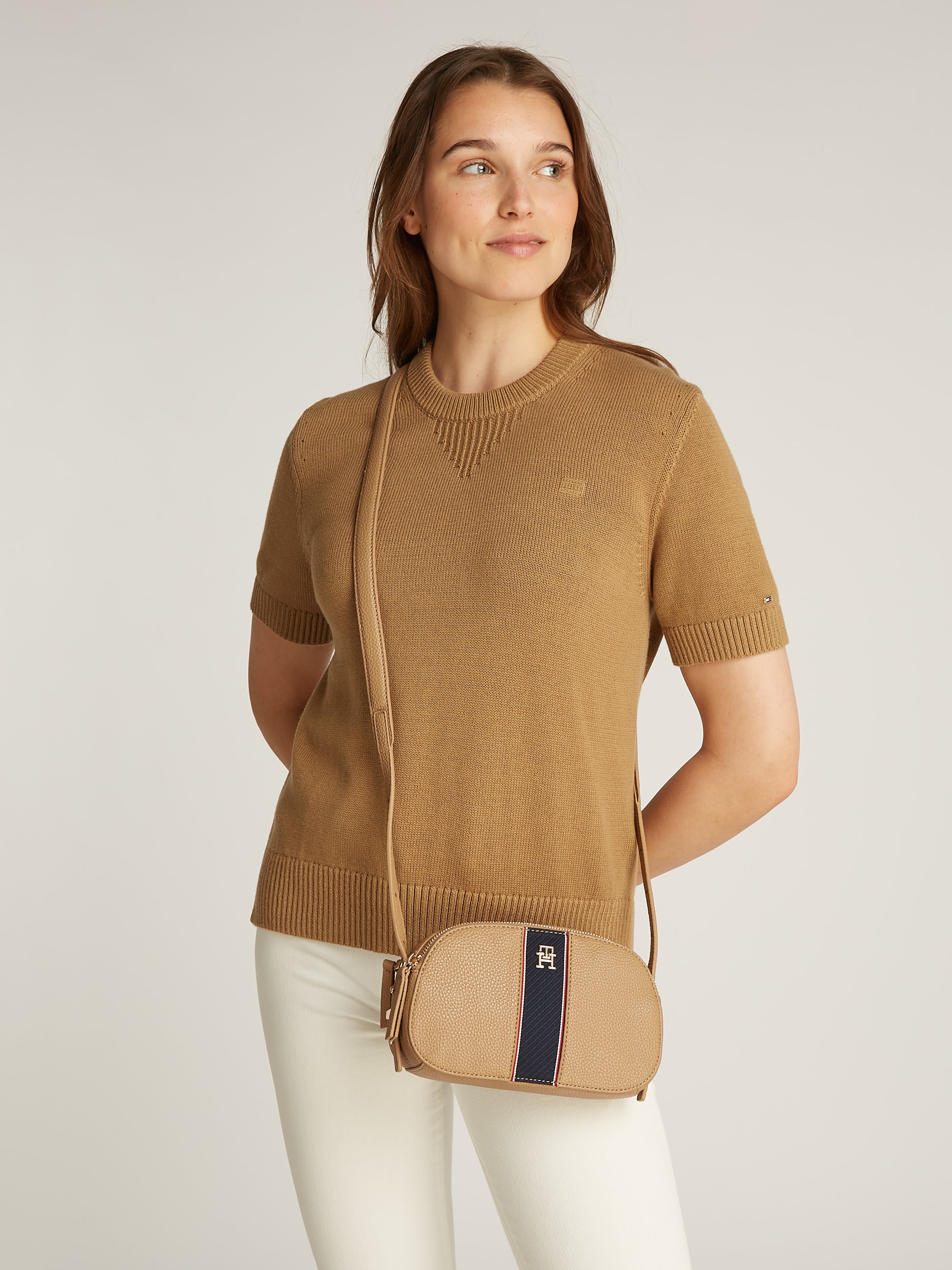 Tommy Hilfiger Umhängetasche »TH LEGACY CAMERA BAG«, Reise, Freizeittasche, Damen Mini Bag mit Umhängeriemen