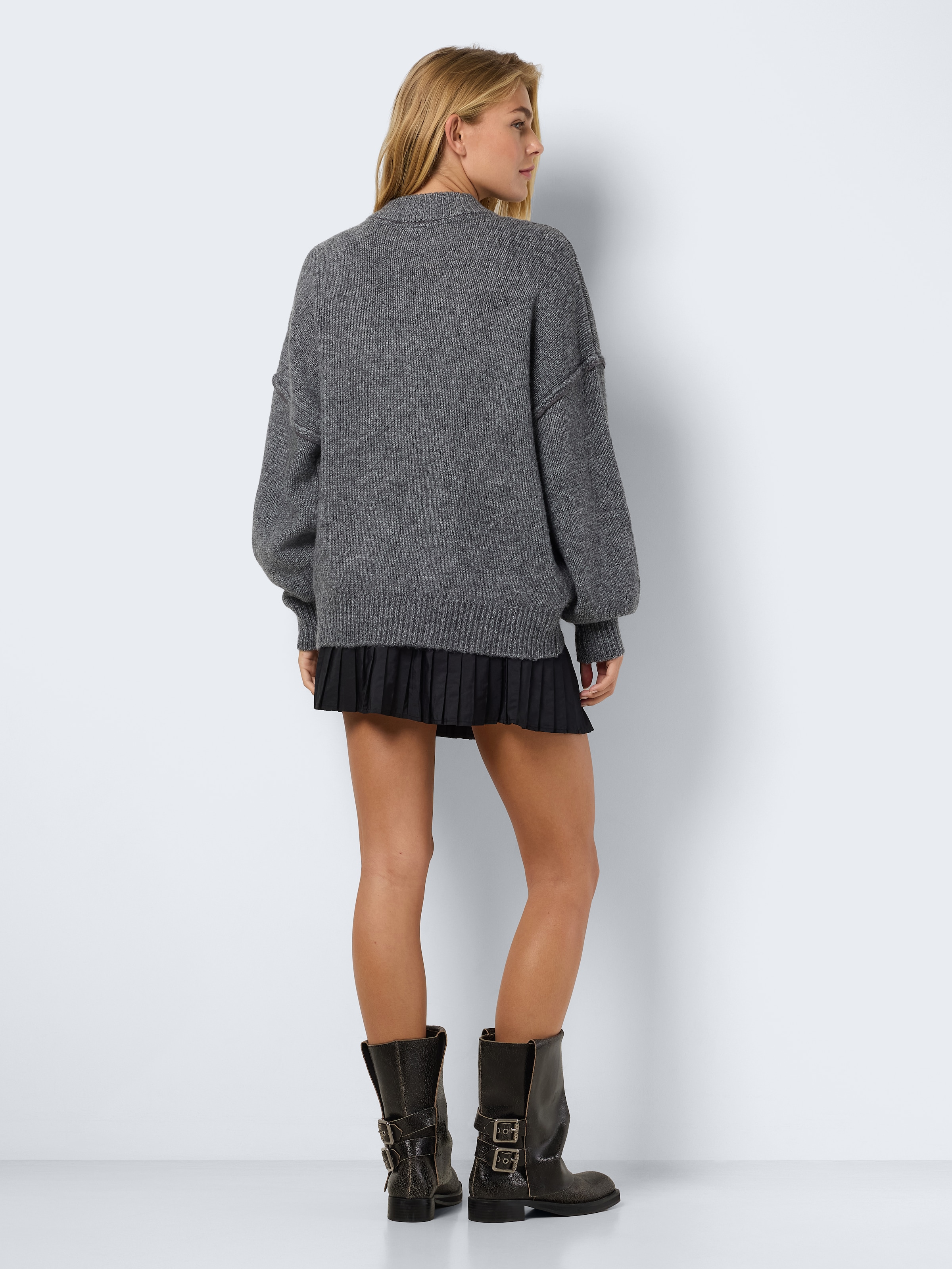 Noisy may Strickpullover »NMLUISA L/S O-NECK KNIT NOOS« Materialmix, loose fit, mit Wolle