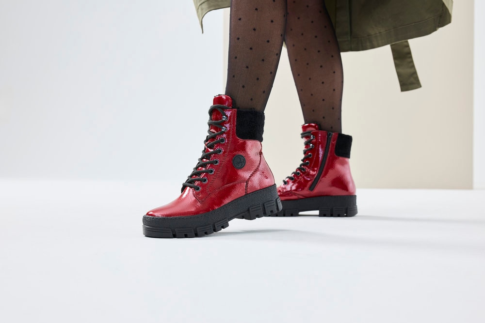 Rieker Winterstiefelette  Plateauboots, Winterboots mit Innenreißverschluss, bequeme Form