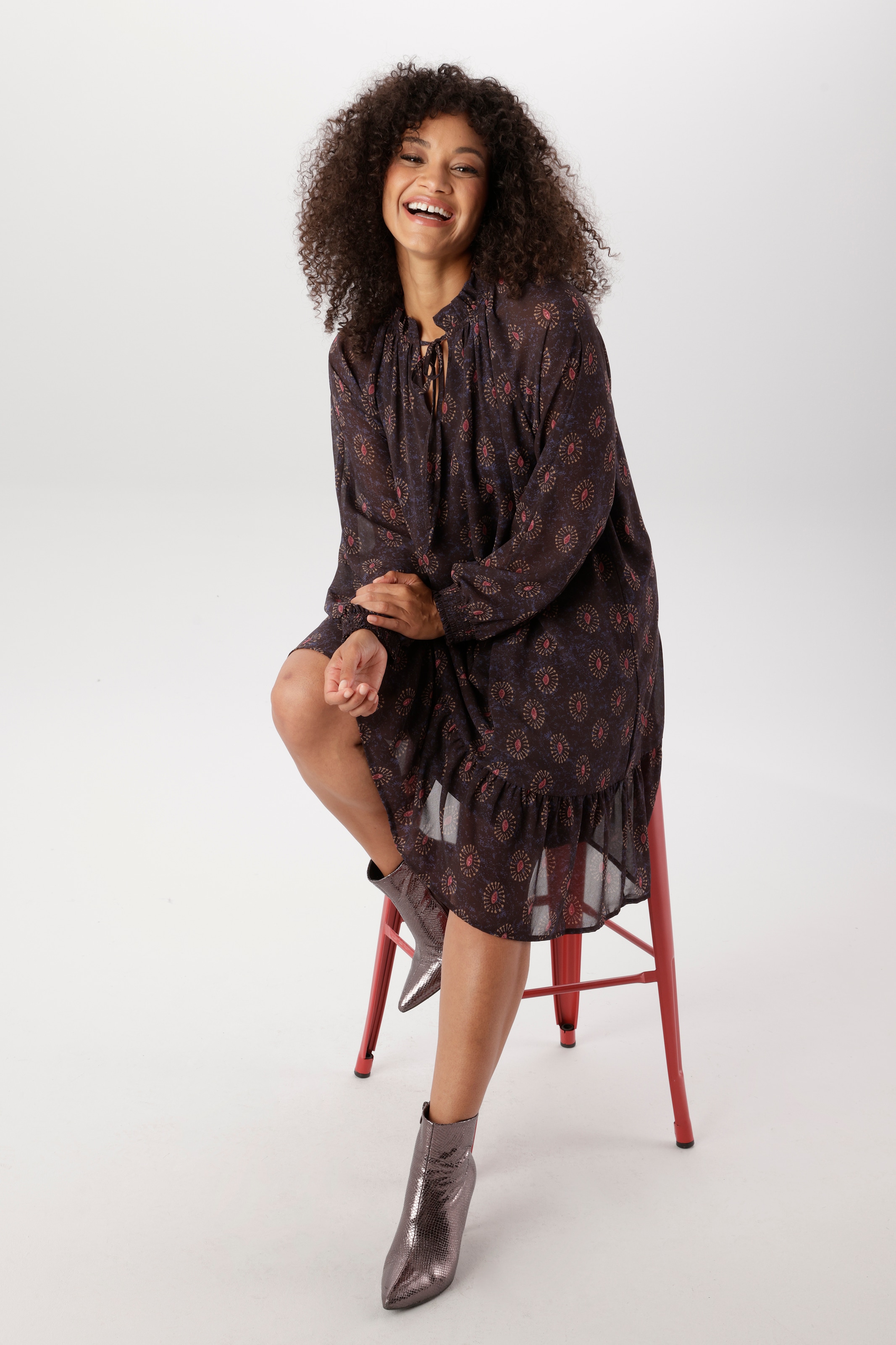 Aniston PLUS Chiffonkleid mit Volant am Saum - NEUE KOLLEKTION