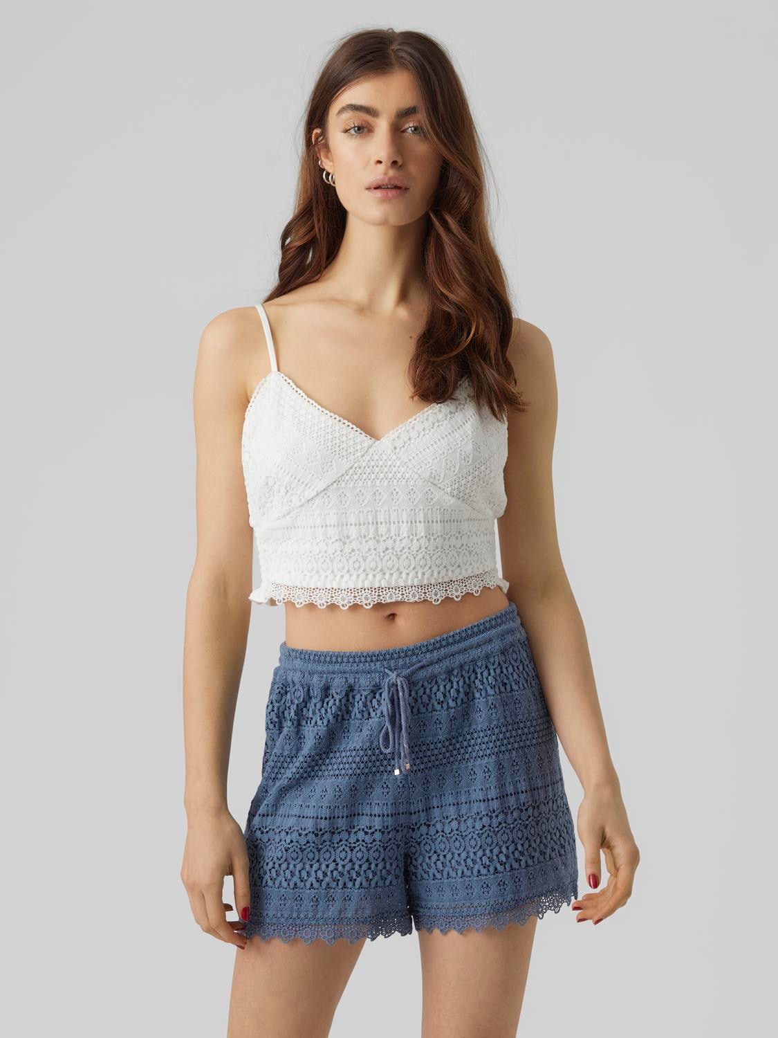 Vero Moda Spaghettitop »VMHONEY LACE V-NECK CROPPED TOP WVN«