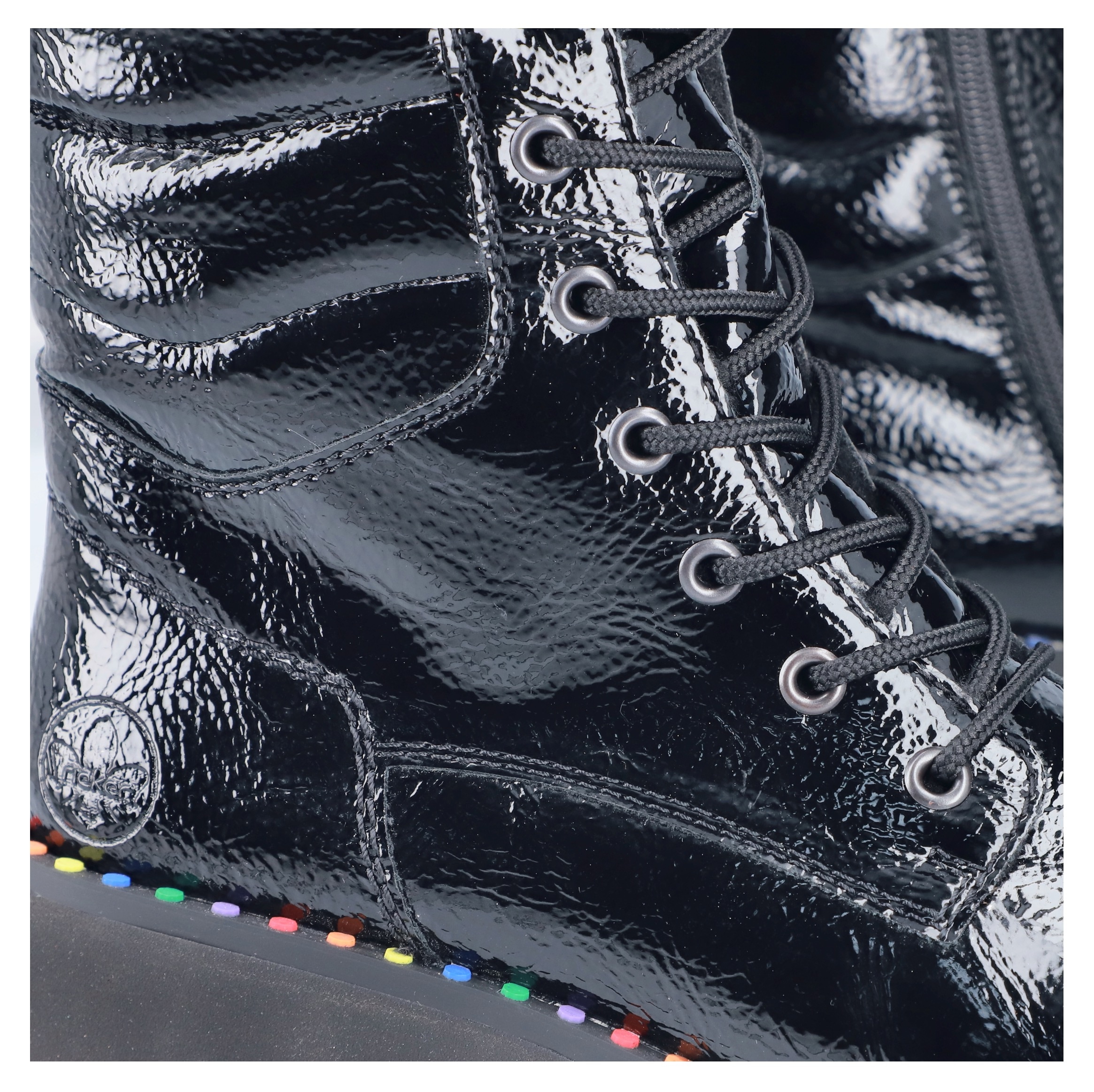 Rieker Winterstiefelette  Plateauboots, Winterboots, Lackstiefelette mit Innen-Reißverschluss