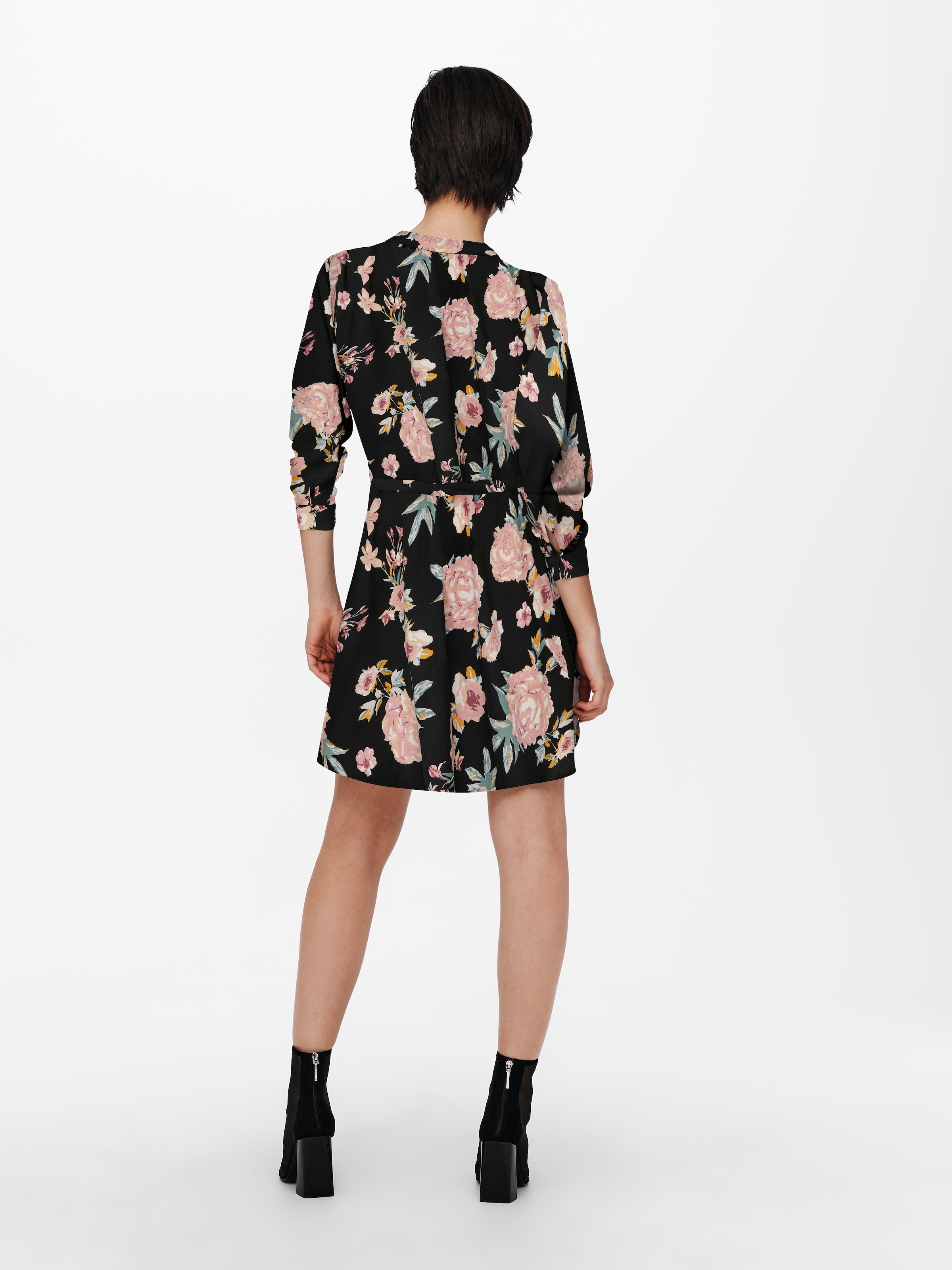 ONLY Druckkleid »ONLCORY LIFE L/S V-NECK TUNIC WVN NOOS« Sommerkleid mit Taillengürtel