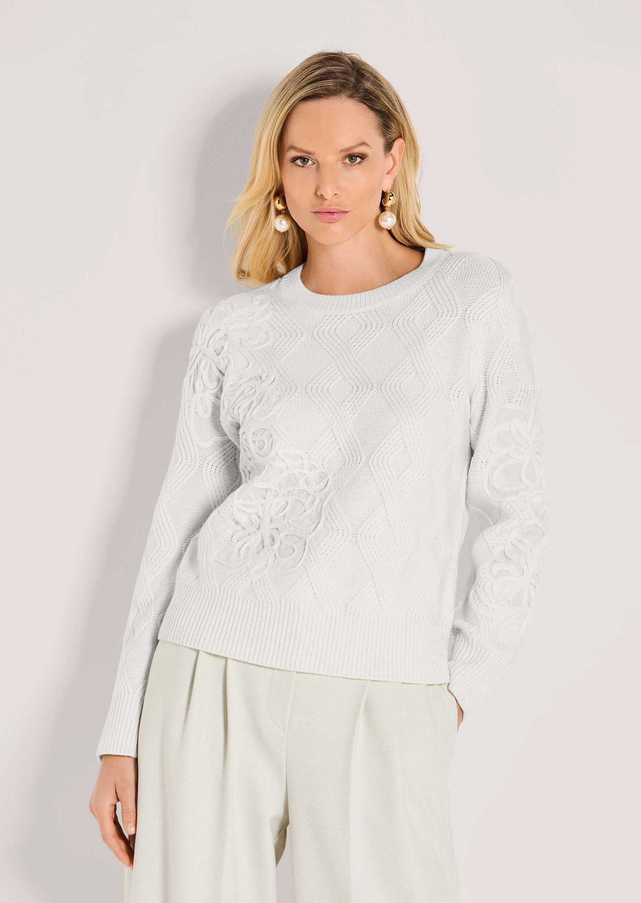 MADELEINE Longpullover »Strickpullover Rundhals-Wollpullover mit Kordelstickerei«