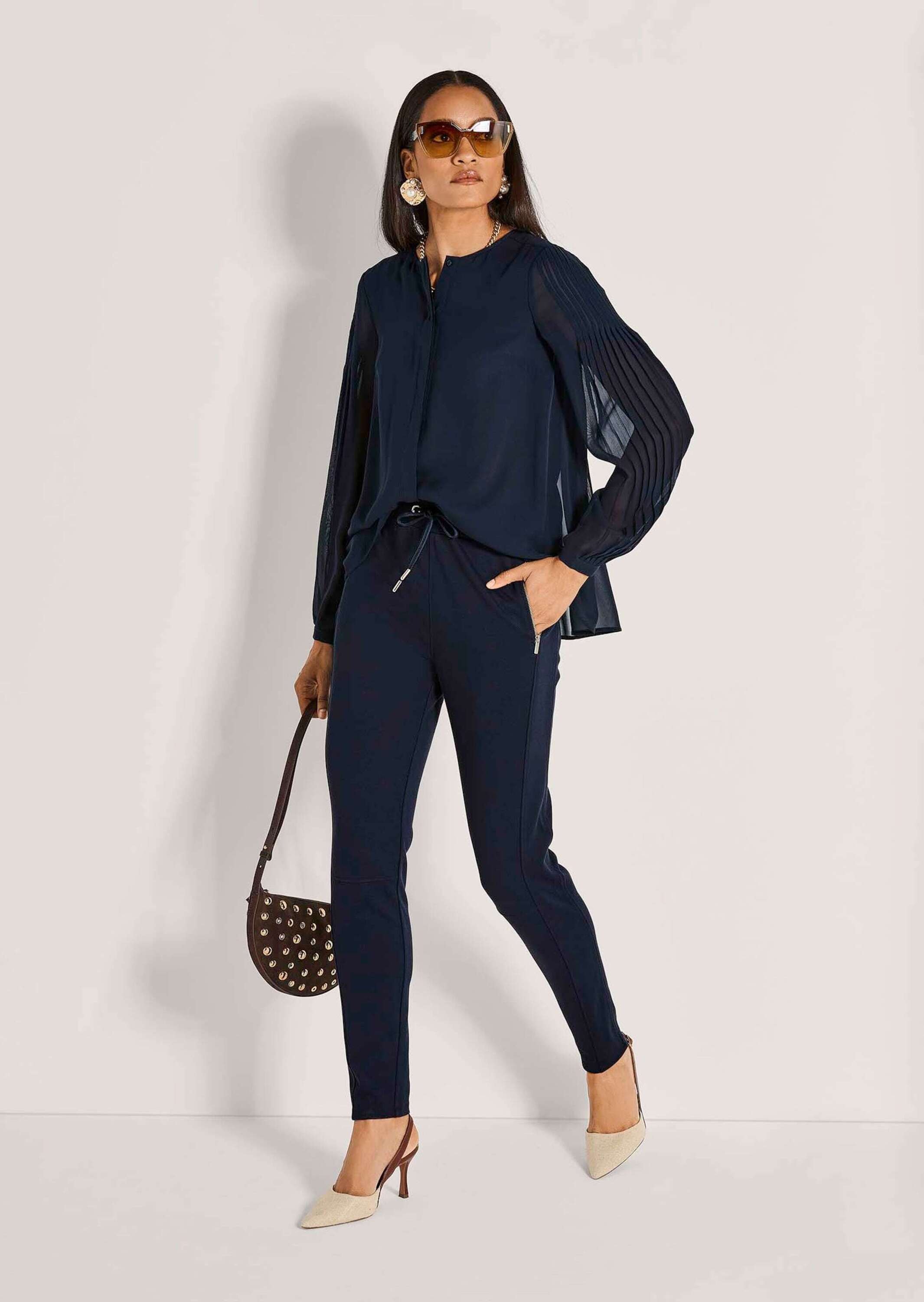 MADELEINE Langarmbluse »Chiffonbluse Elegante Bluse mit plissiertem Rückenteil« Modische Chiffonbluse im Rückenteil plissiert