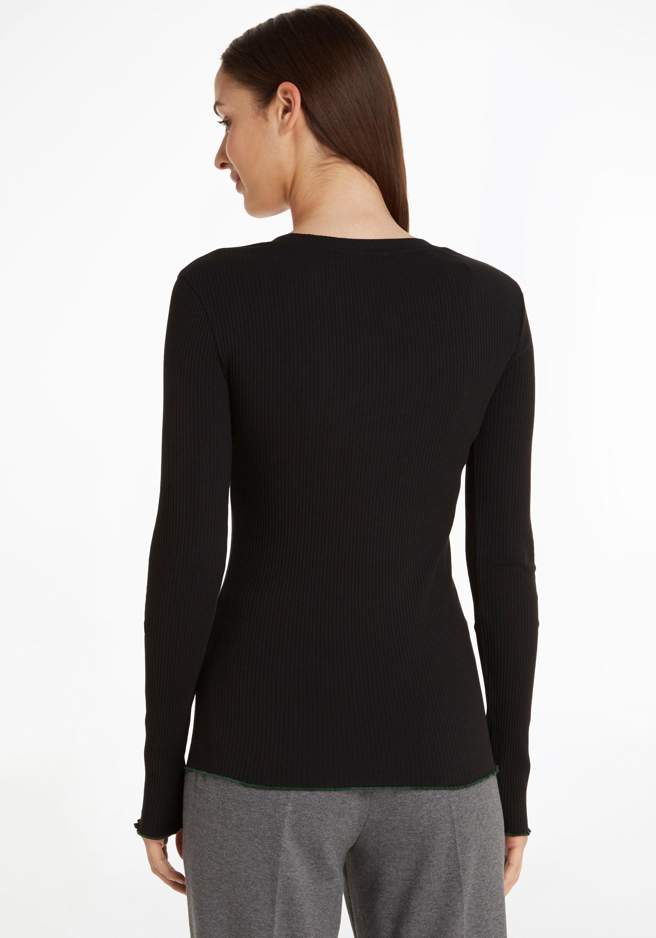 Tommy Hilfiger Langarmshirt »WOMAN JACKET BRIGHT COLOUR NYLON« mit Markenlabel NV10266