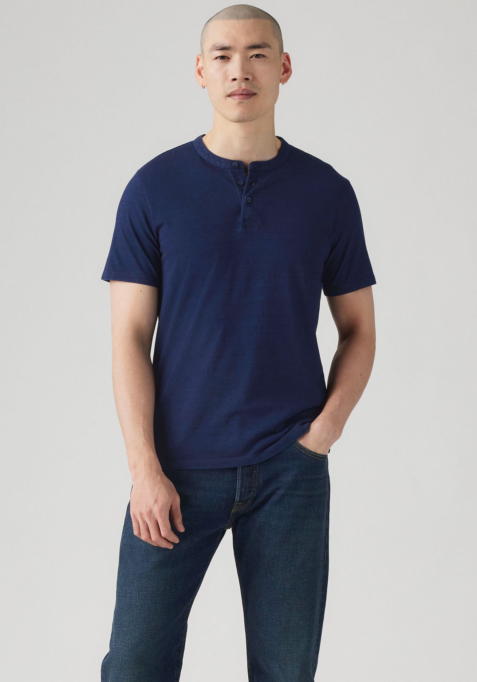 Levi's® Henleyshirt, mit Logo Stickerei