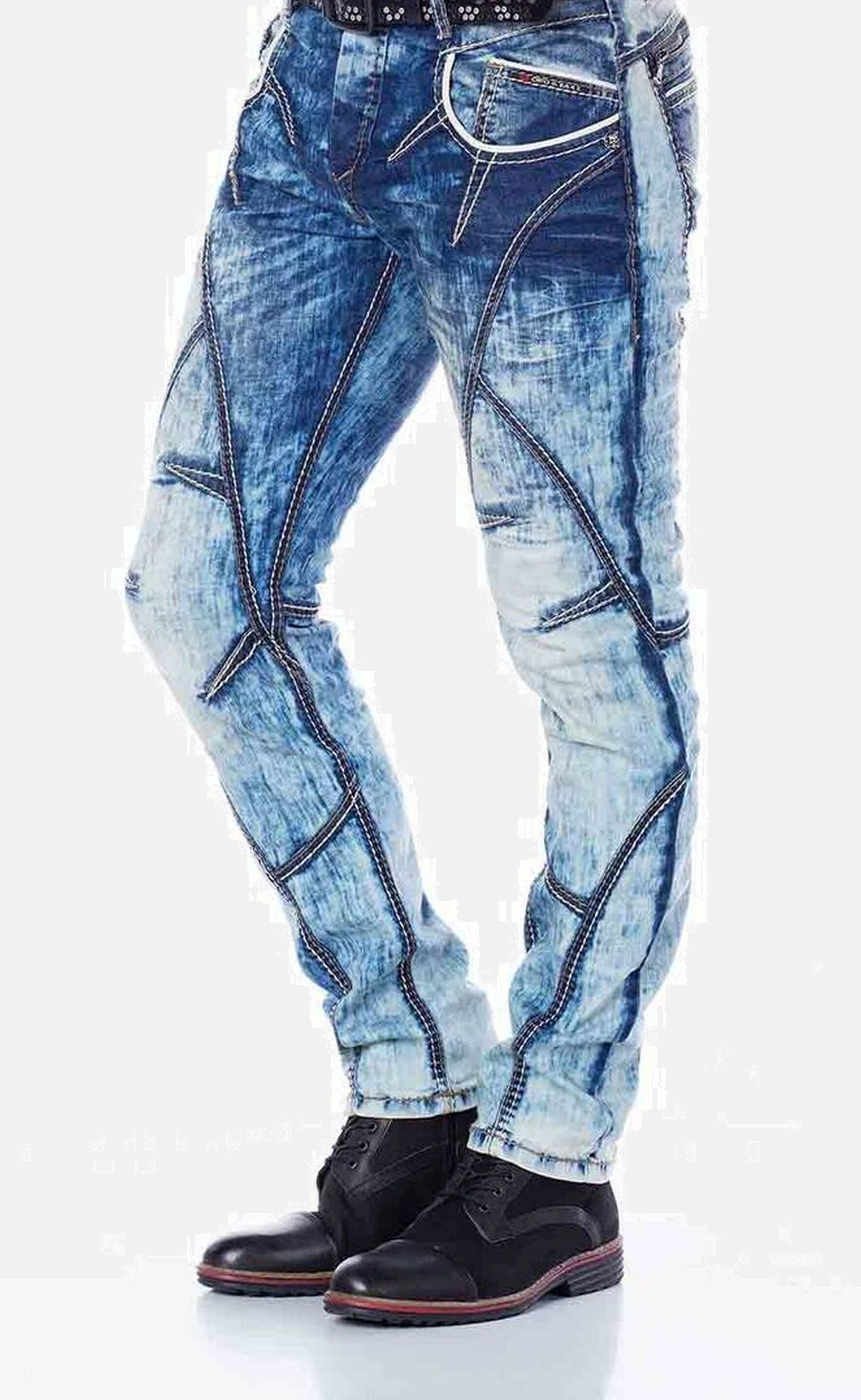 Cipo & Baxx 5-Pocket-Jeans »Cipo & Baxx Jeans« mit cooler Waschung und Ziernähten, CD269