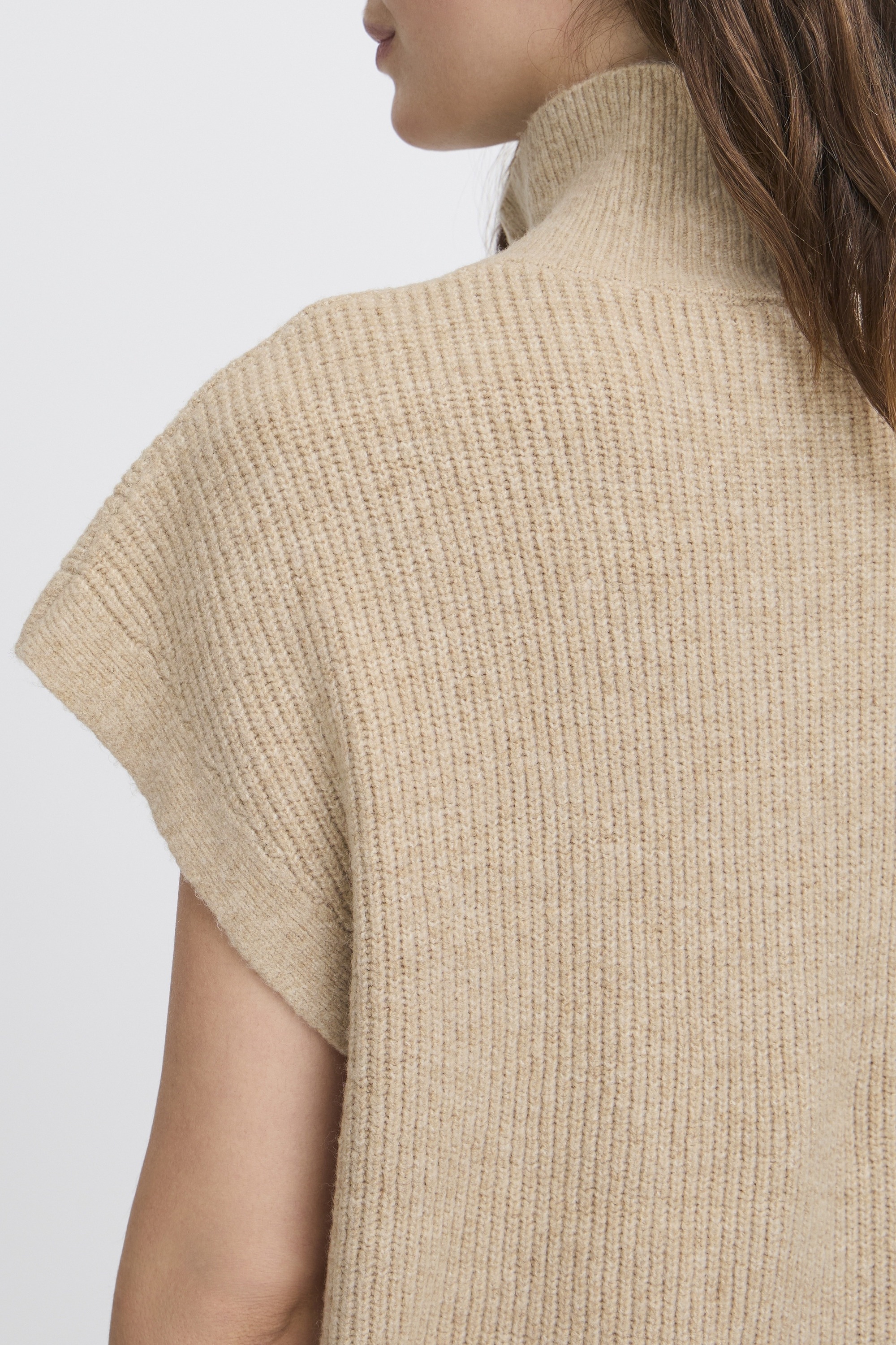 Ichi Strickjacke »Damen Ärmellose IHDUCIE«