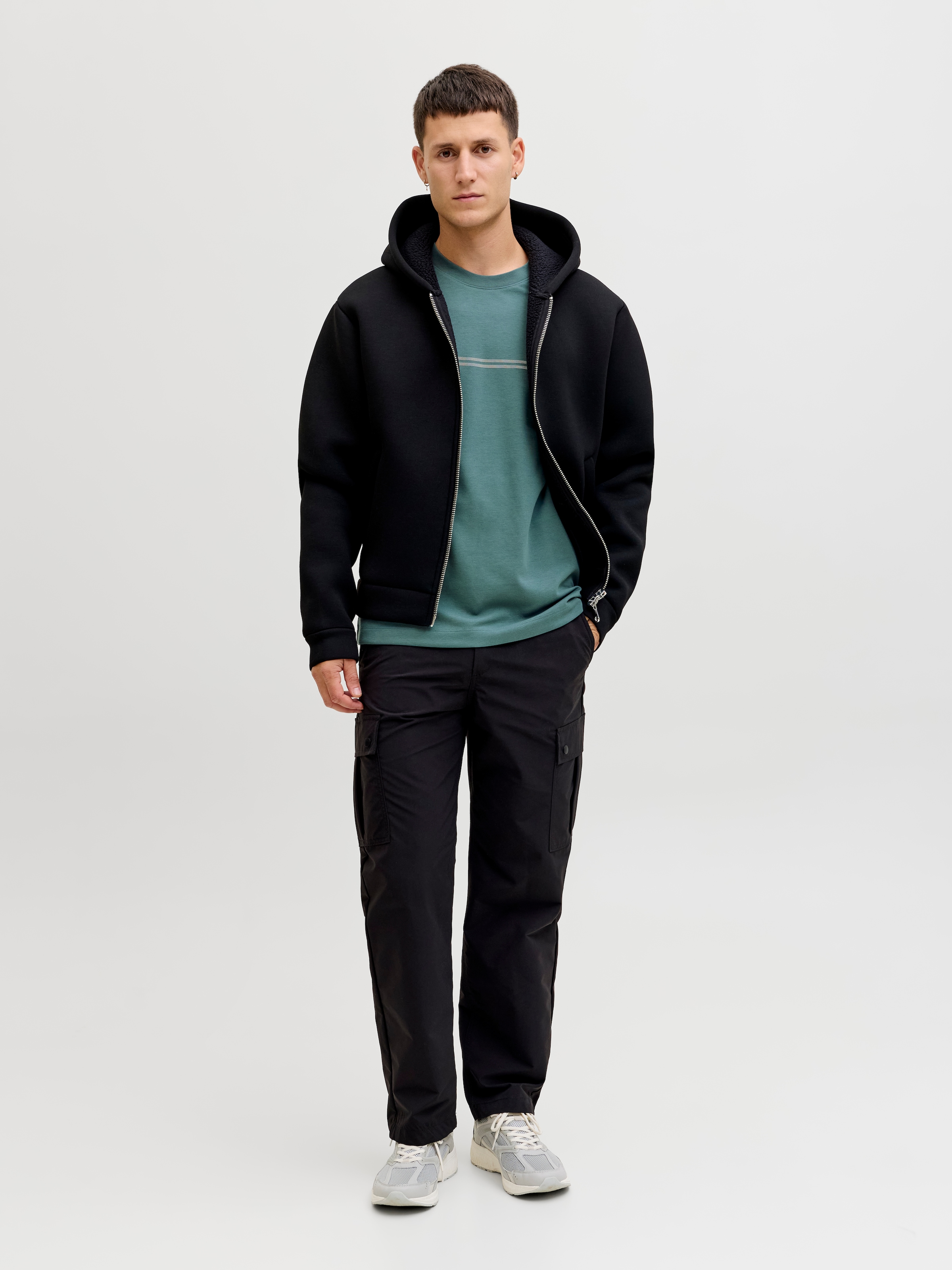 Jack & Jones Kurzarmshirt »JCOFUSION CHEST BRAND TEE SS CREW SN« Materialmix, regular fit