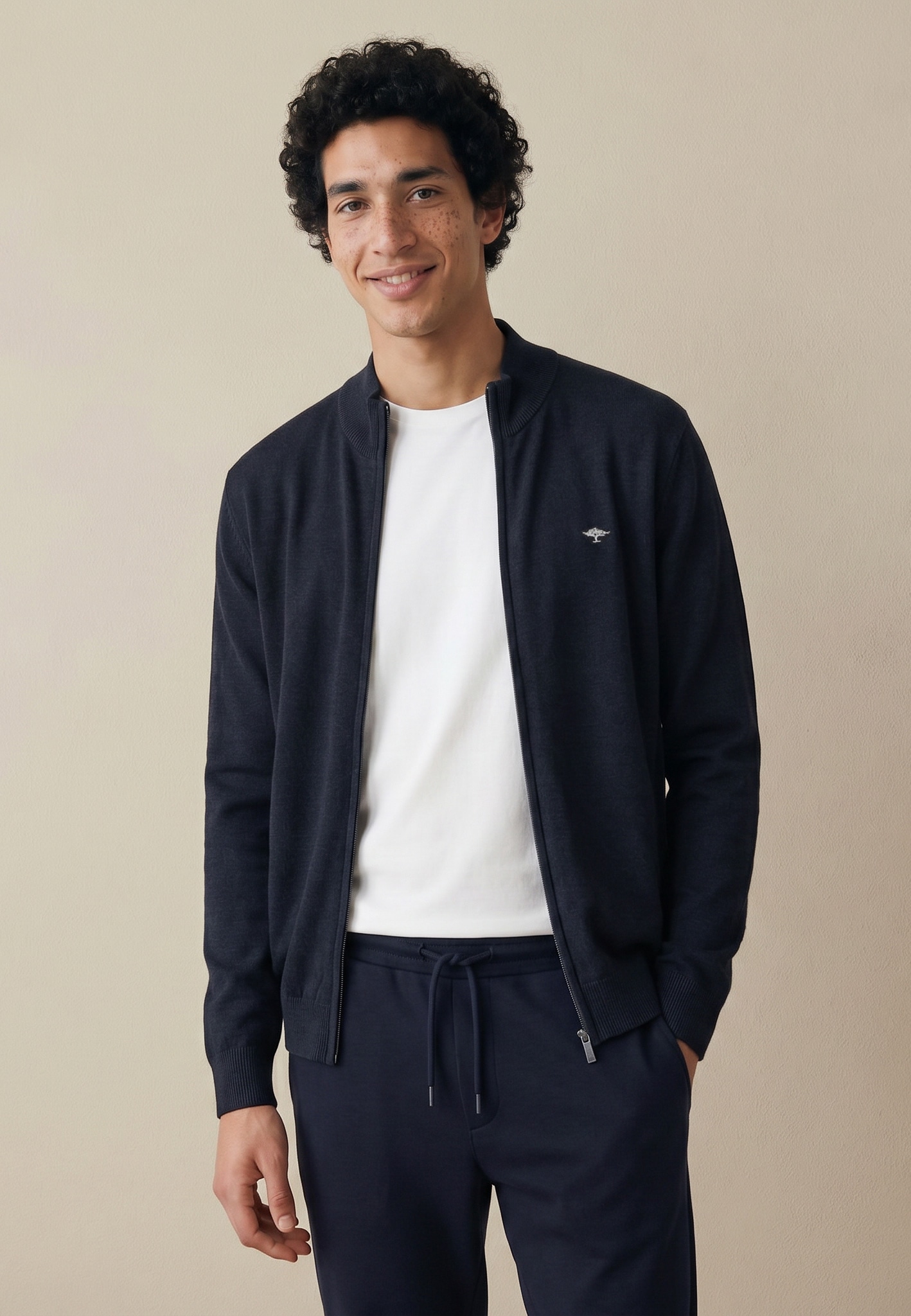 FYNCH-HATTON Strickjacke bequeme Passform, mit Stehkragen, mit Eingrifftaschen